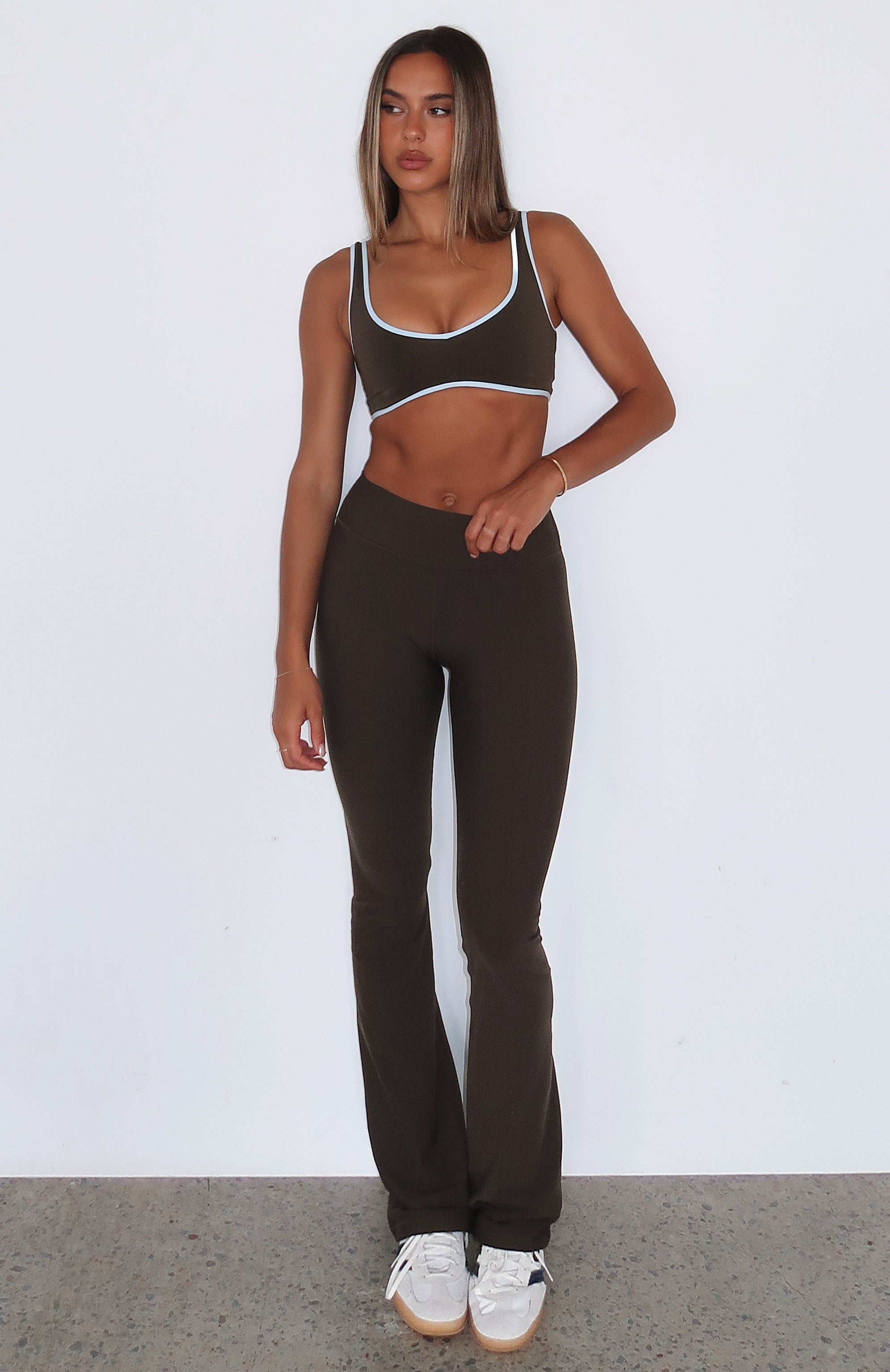 Premium Stay Active Flare Leggings - Espresso