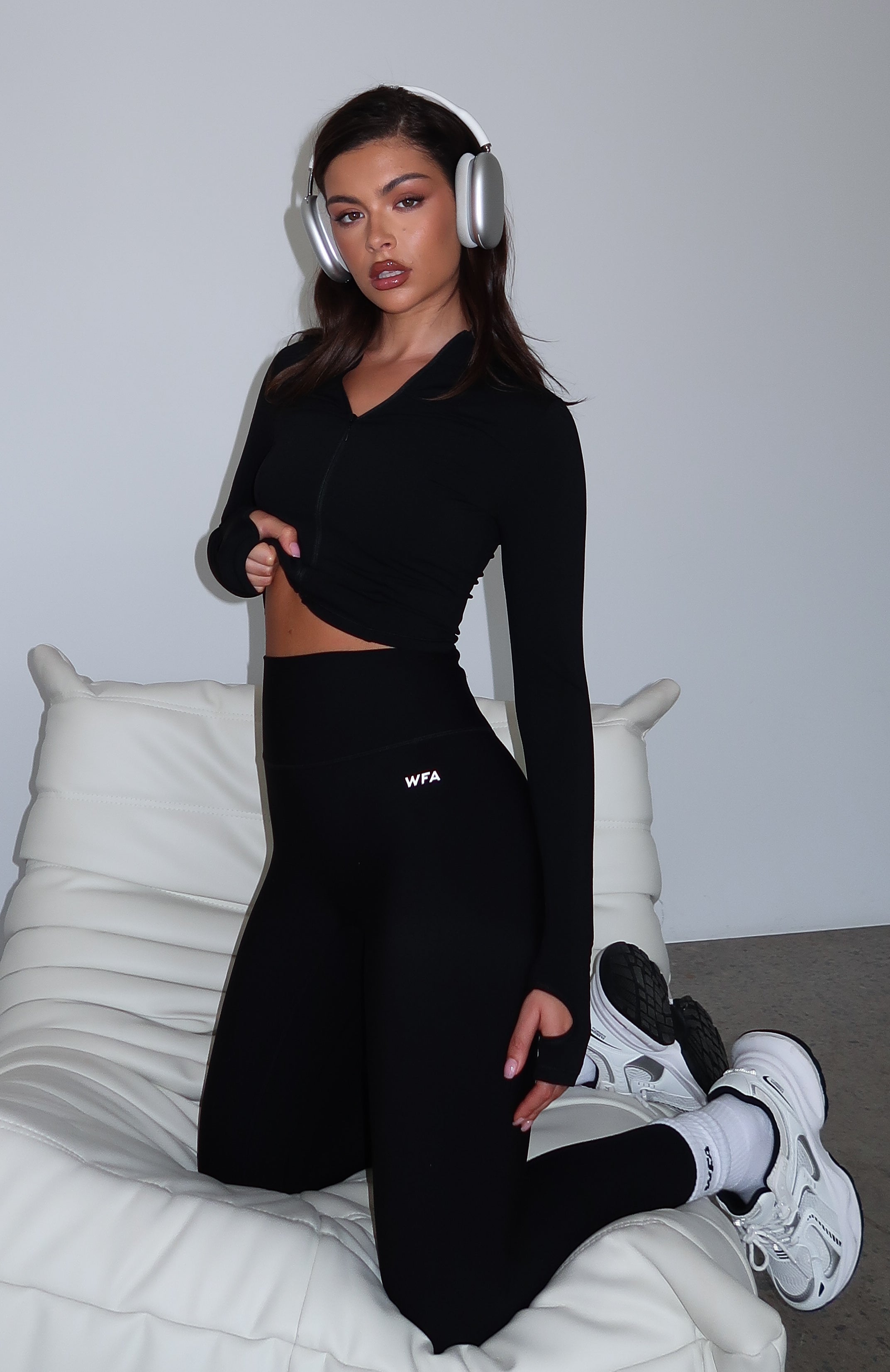 Premium Times Up Crop Jacket - Black | Ultimate Workout Essential