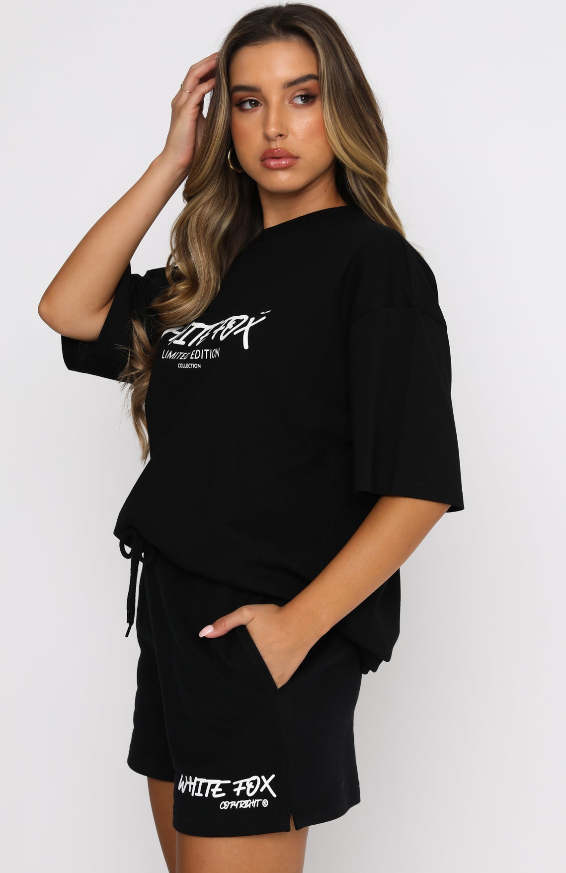 Premium Step Back Oversized Tee - Ultimate Comfort in Black