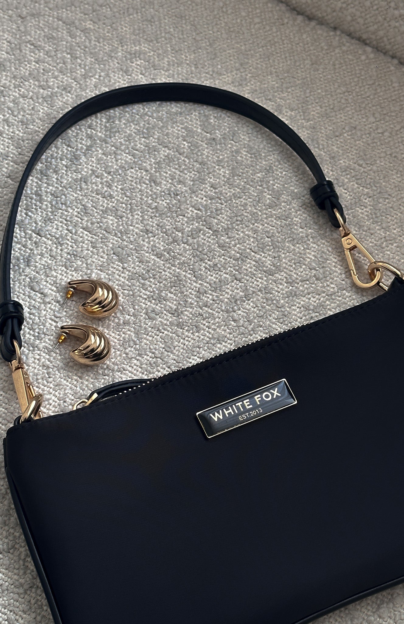 Premium Levelled Up Shoulder Bag - Sleek Black