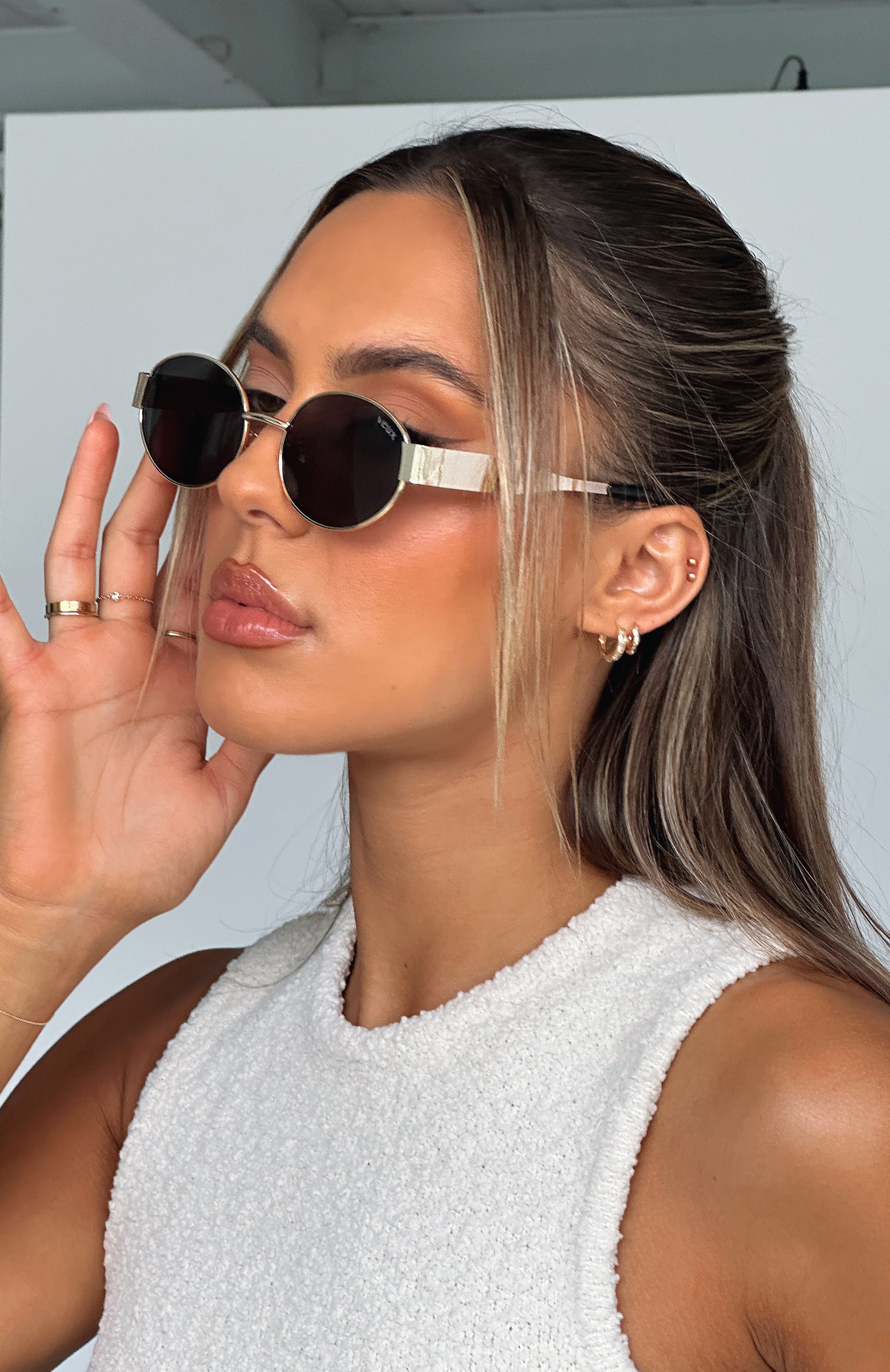 Premium Oasis Sunglasses Gold/Black - Ultimate Sun Protection