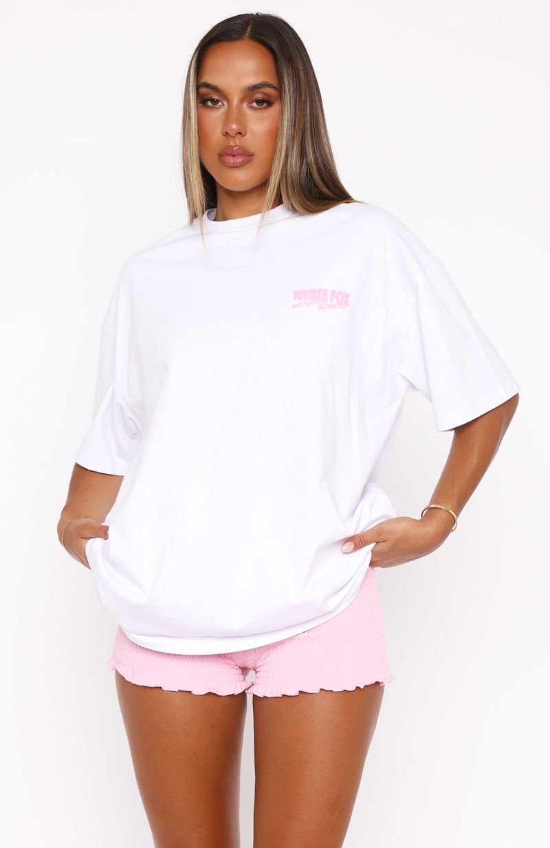 Premium Everything Is Peachy Oversized Tee - Ultimate Comfort in White