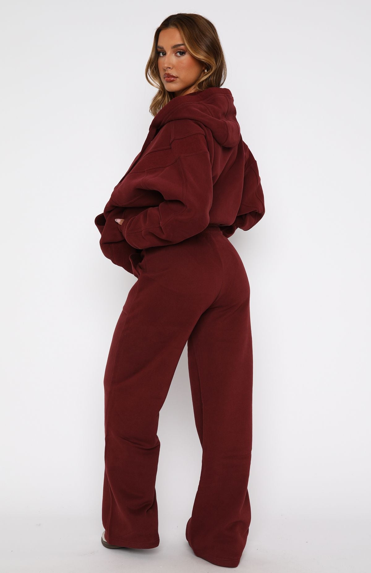 Ultimate Comfort Wide Leg Sweatpants - Merlot Red