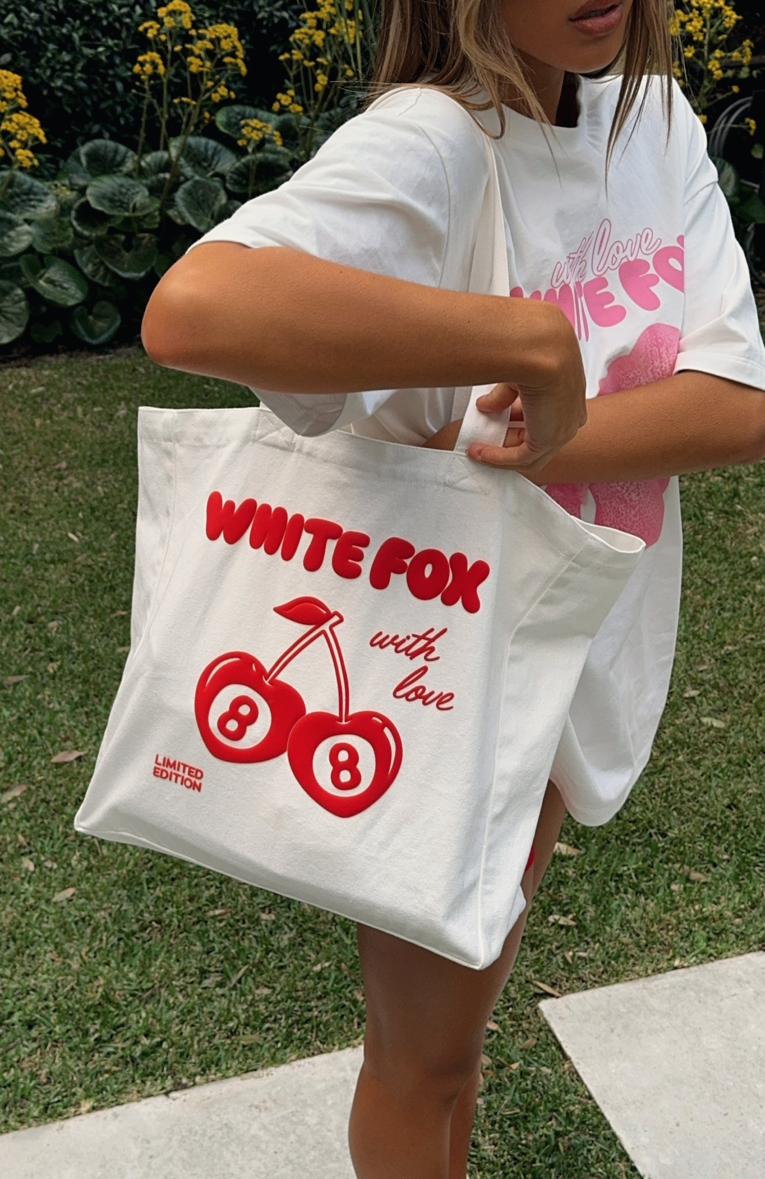 Premium White Fox Tote Bag - Carry With Love