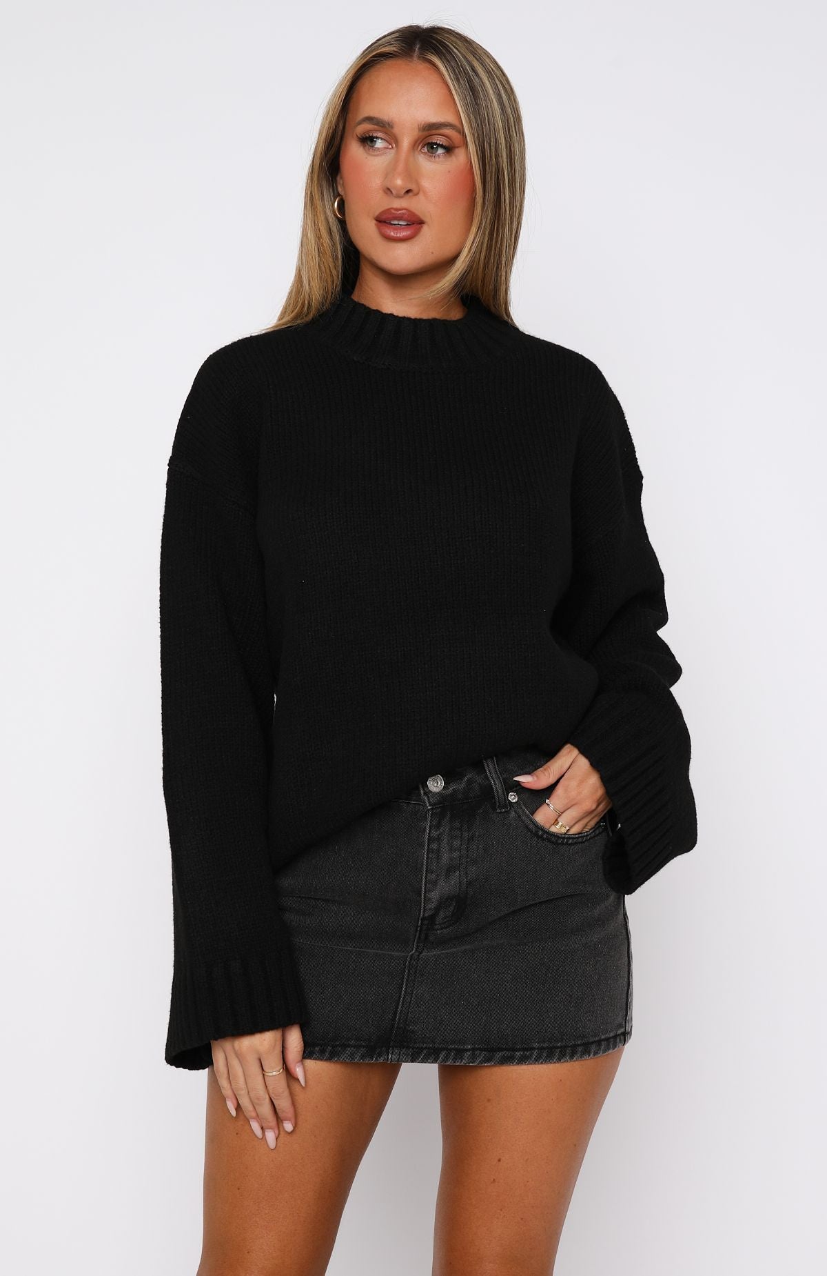 Premium Winter's Chill Cable Knit Sweater - Black