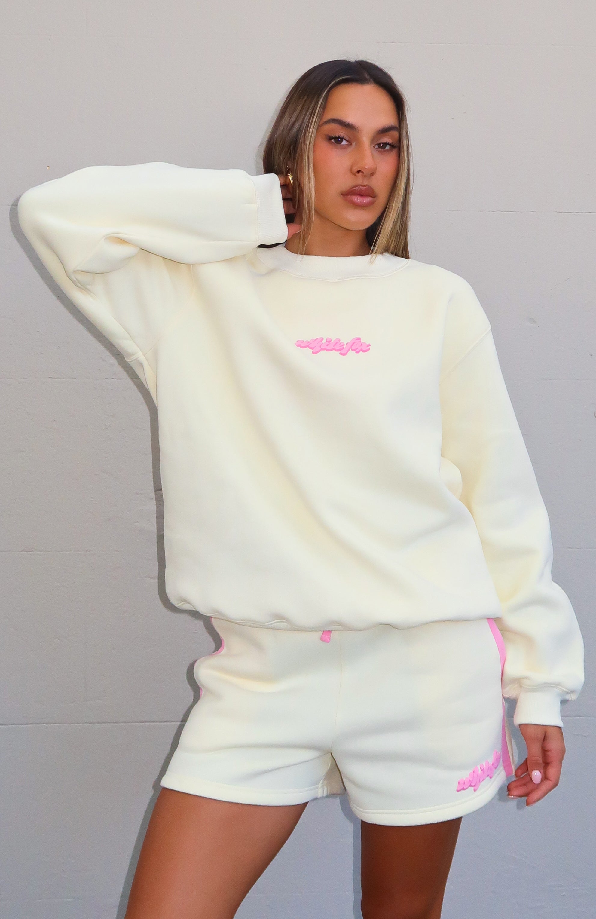 Premium Oversized Sweater Buttercream - Ultimate Comfort