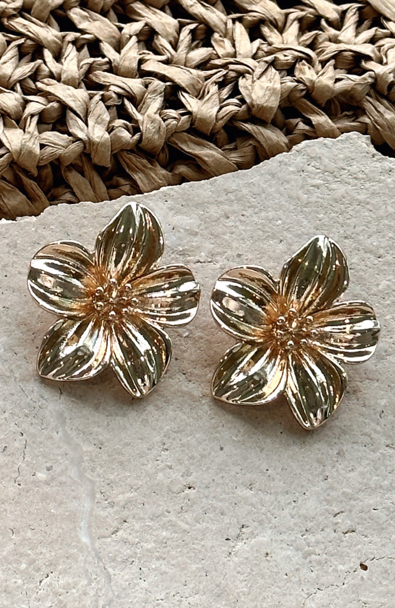 Premium Dolce Vita Gold Stud Earrings - Ultimate Floral Design