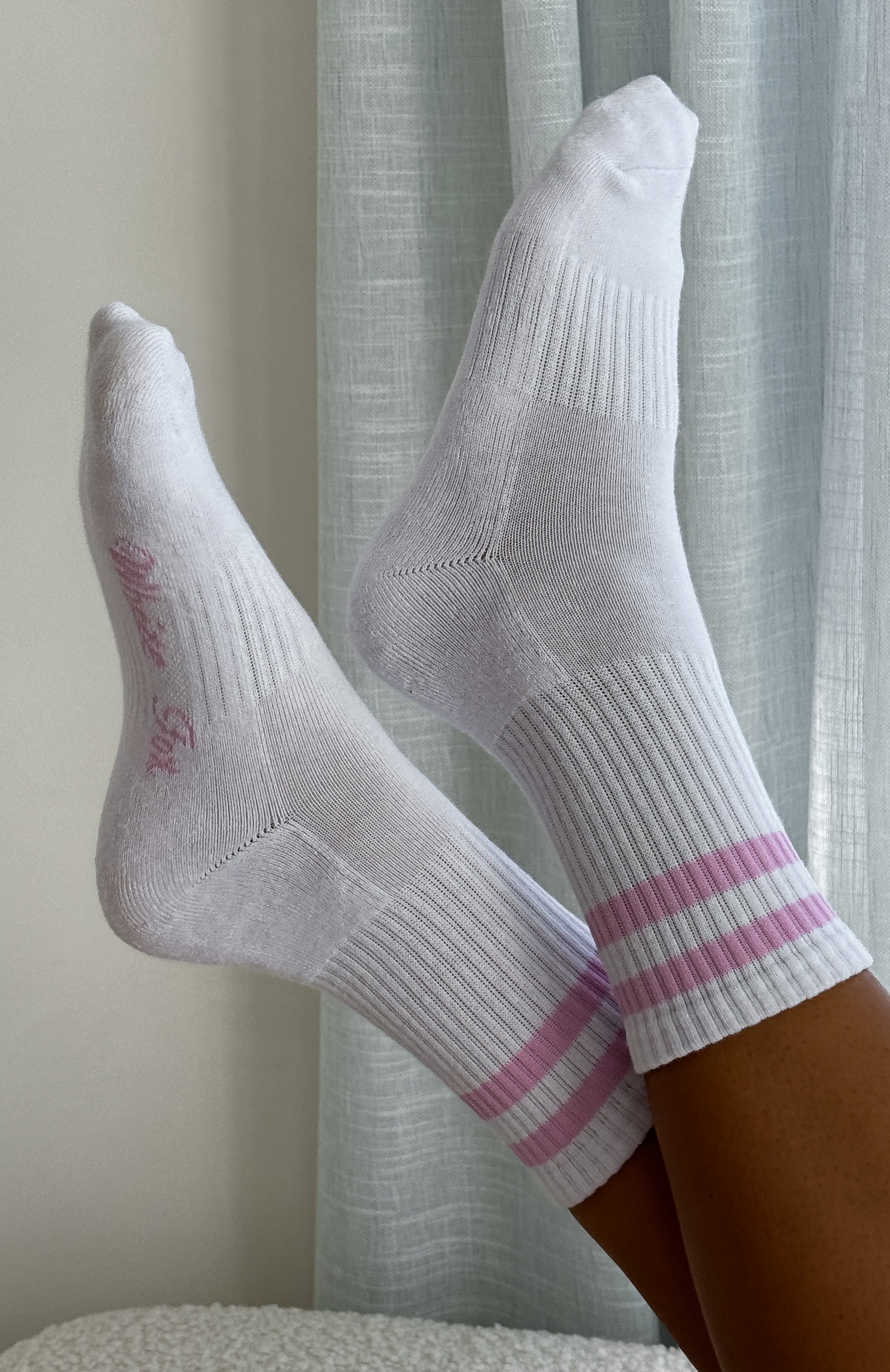 Premium Grounded Crew Socks - White/Pink