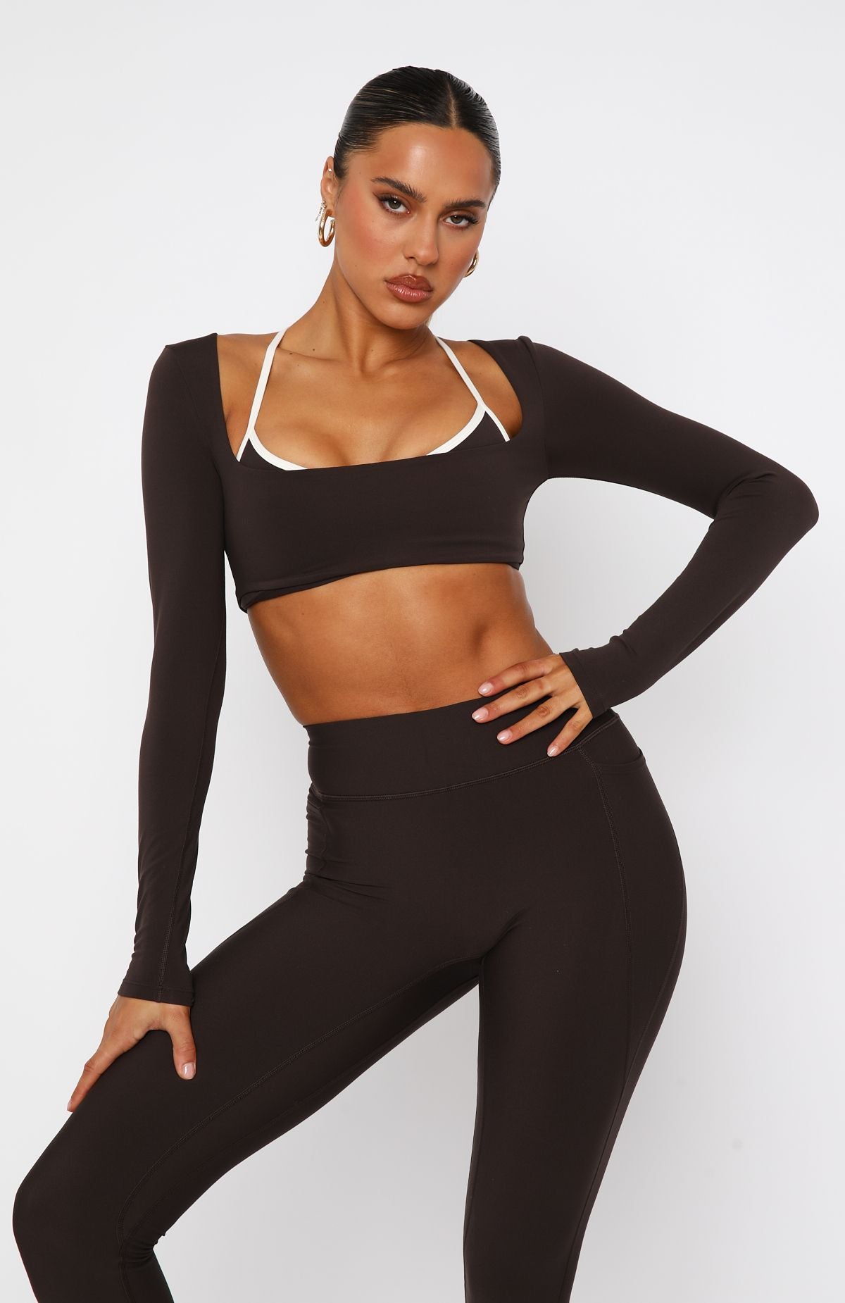 Ultimate Thriving Long Sleeve Crop Top - Espresso