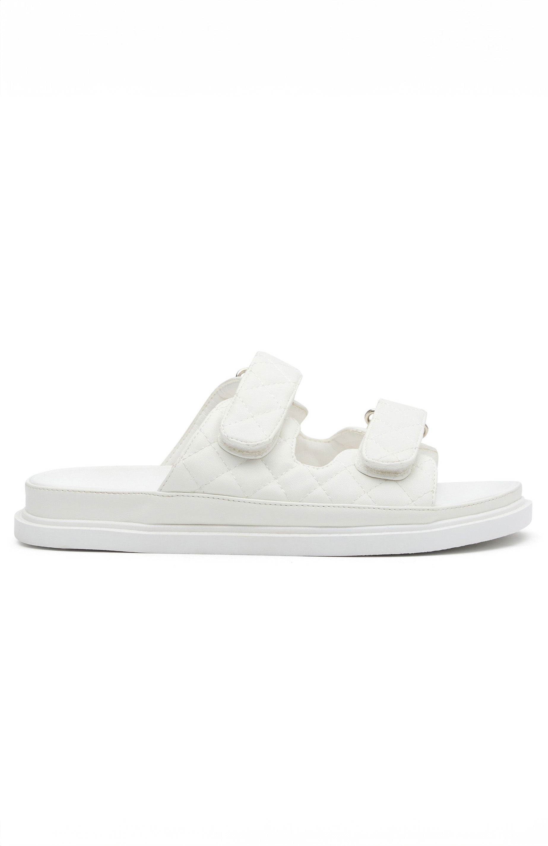 Premium Summer Slides - Feeling Lucky White