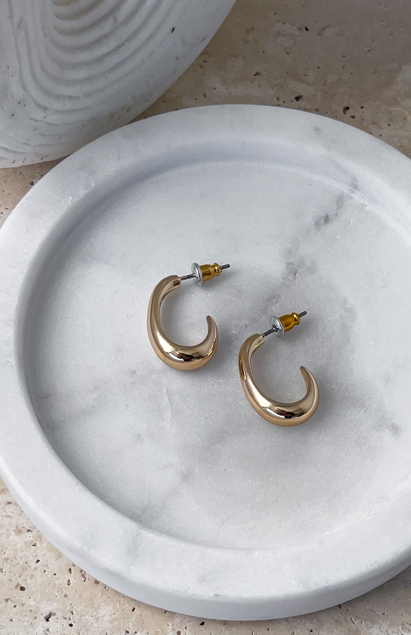 Premium Sloane Gold Earrings - Ultimate Chic Statement