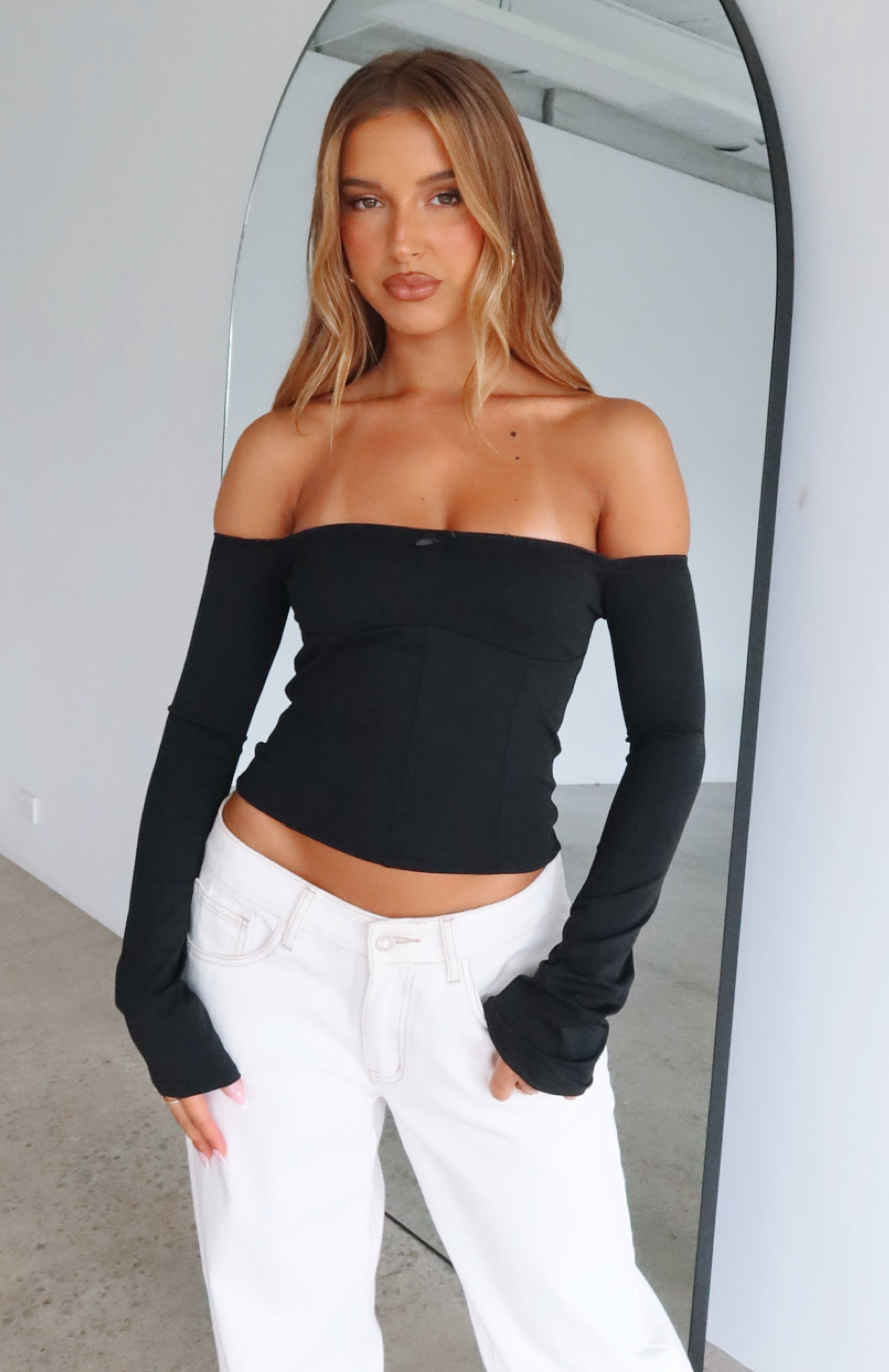 Premium Garden Party Off-Shoulder Long Sleeve Top - Black