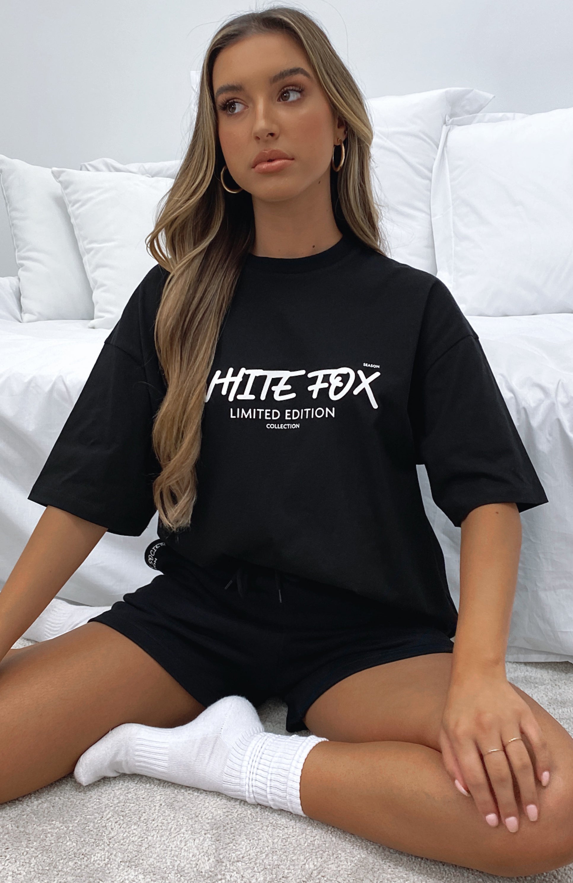 Premium Step Back Oversized Tee - Ultimate Comfort in Black