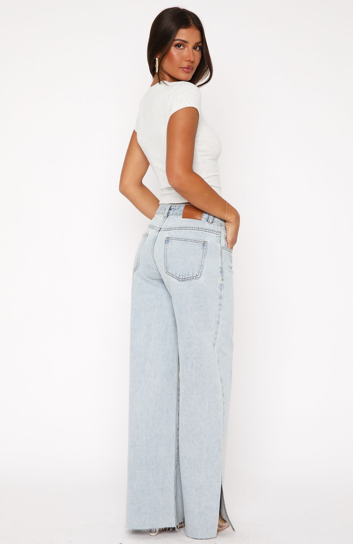 Premium Summer Wide-Leg Jeans in Glacier Blue