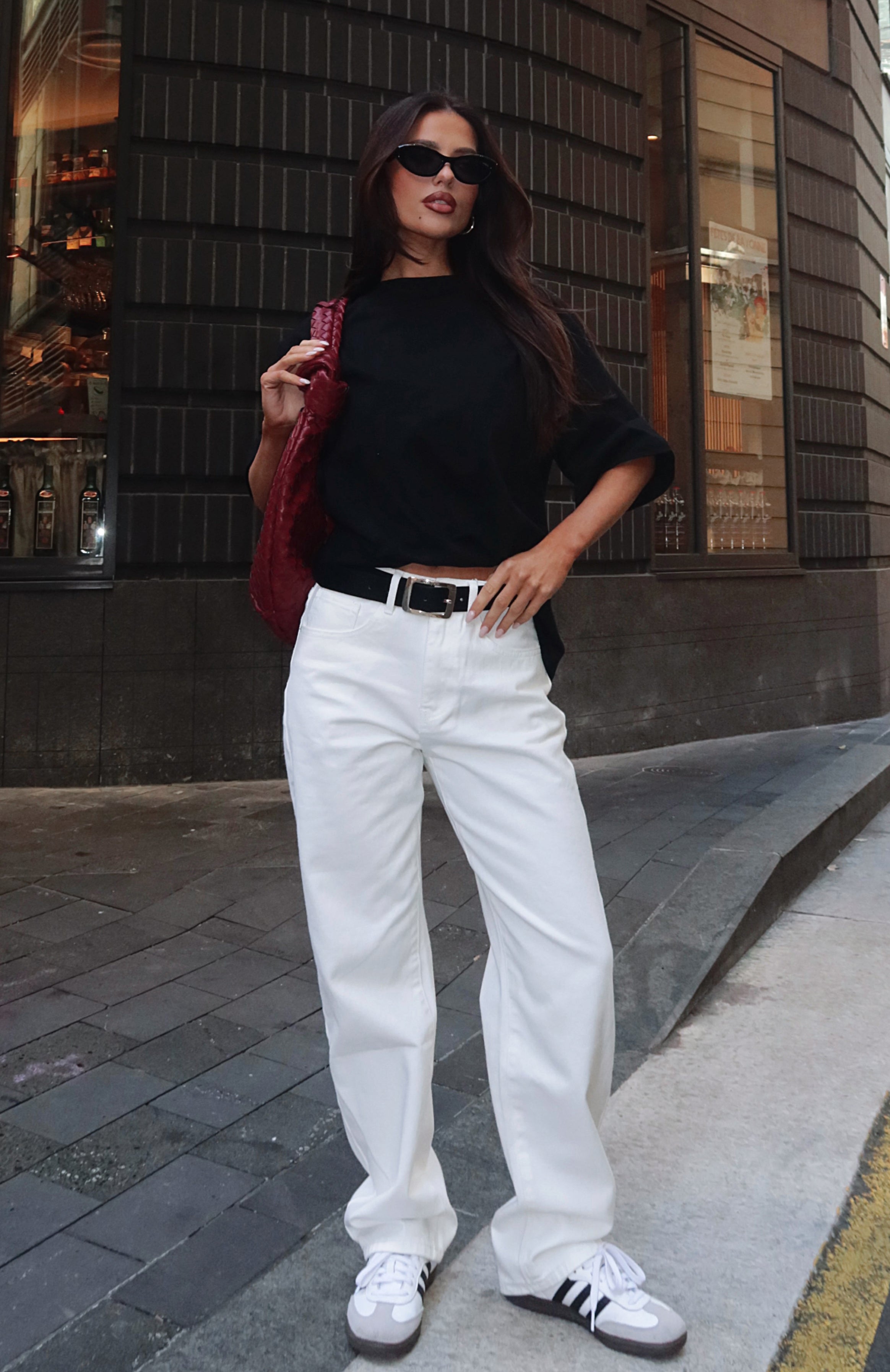 Premium Momentum Mid Rise Straight Leg Jeans in White - Ultimate Comfort & Style