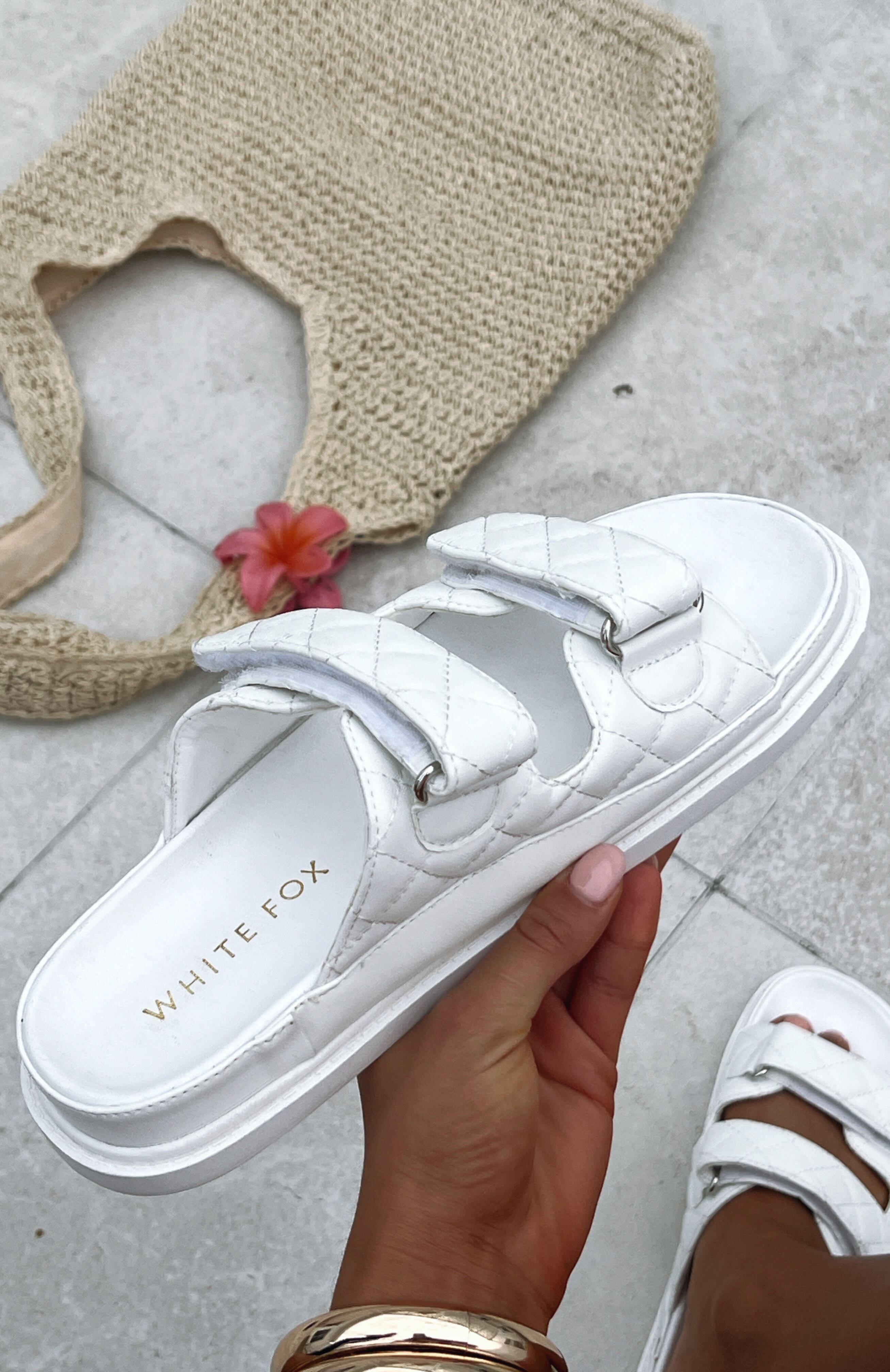 Premium Summer Slides - Feeling Lucky White