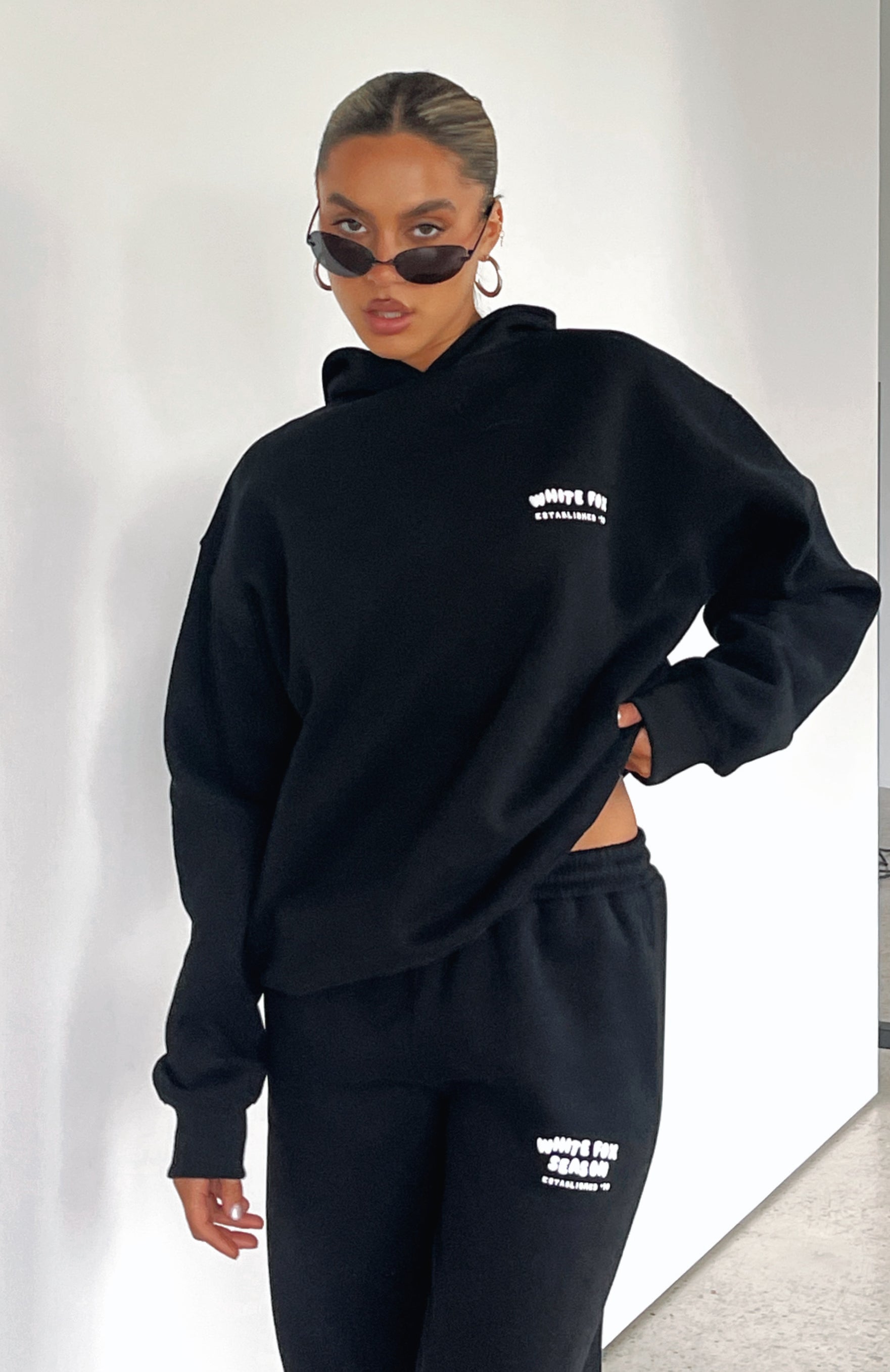 The Ultimate Oversized Hoodie - Premium Black