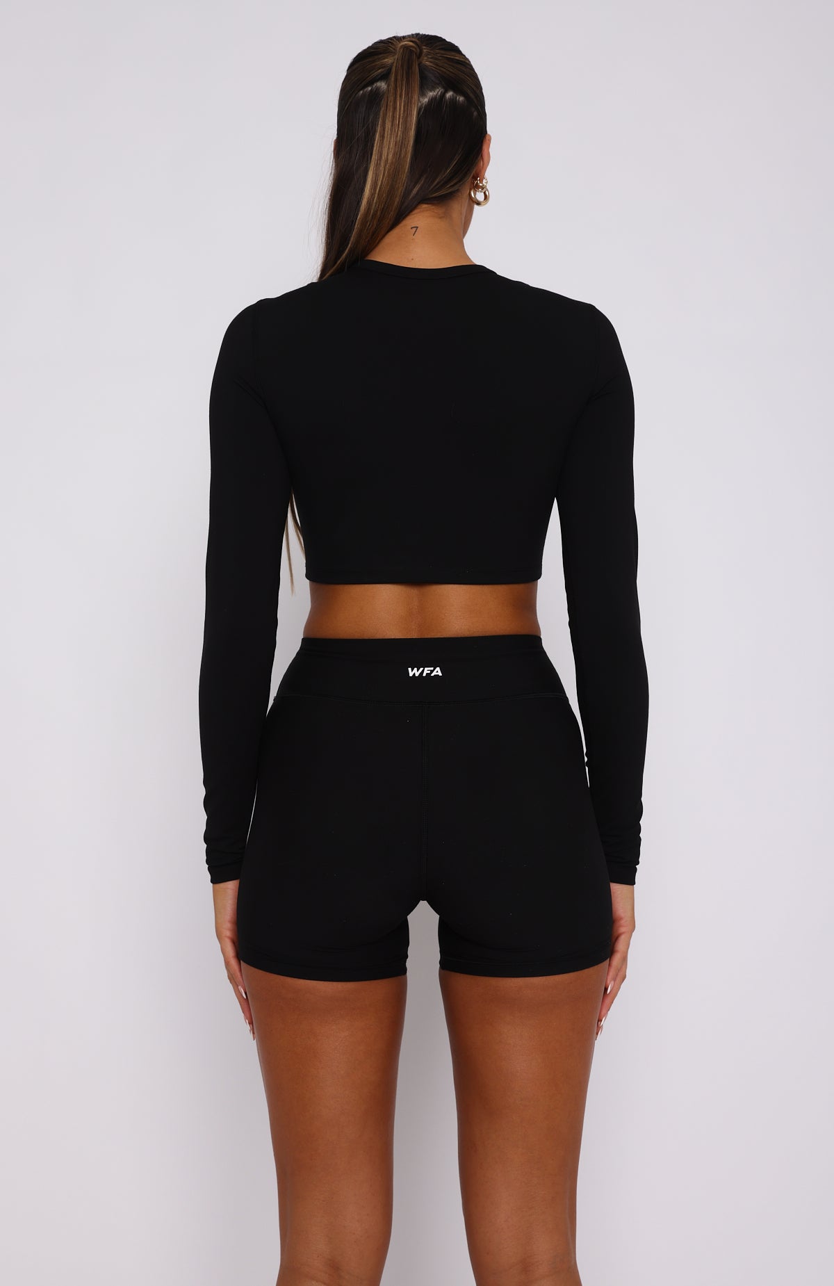 Premium Bootcamp Long Sleeve Crop - Ultimate Black