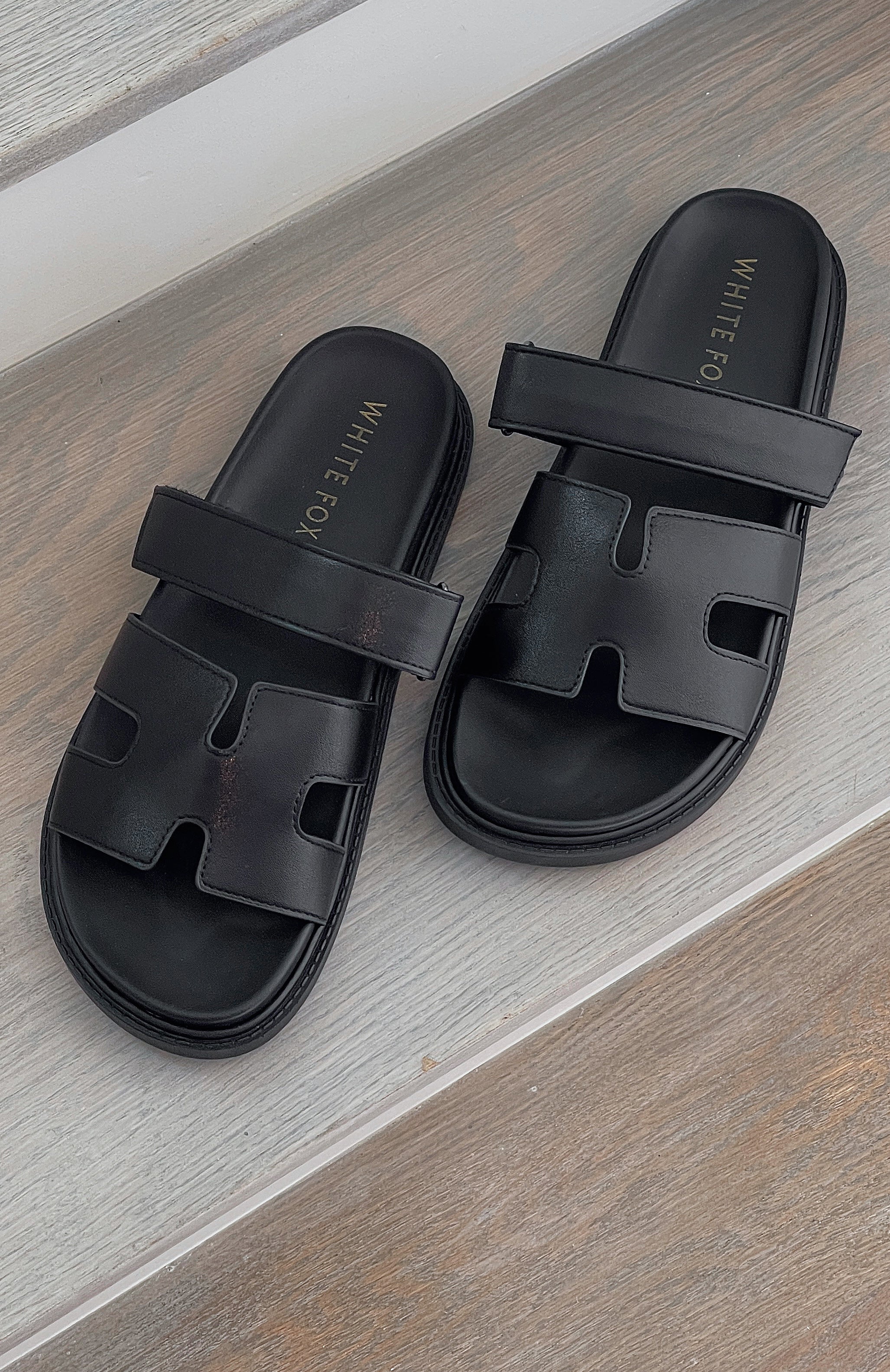 Premium Riley Black Sandals - Ultimate Comfort & Style