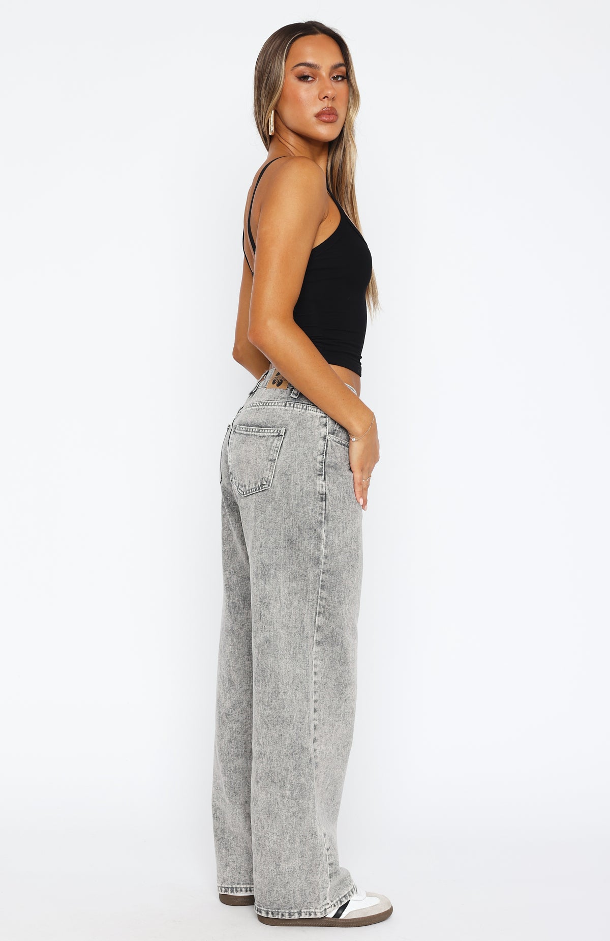 Premium Low Rise Wide Leg Jeans in Washed Grey - Ultimate Style Upgrade