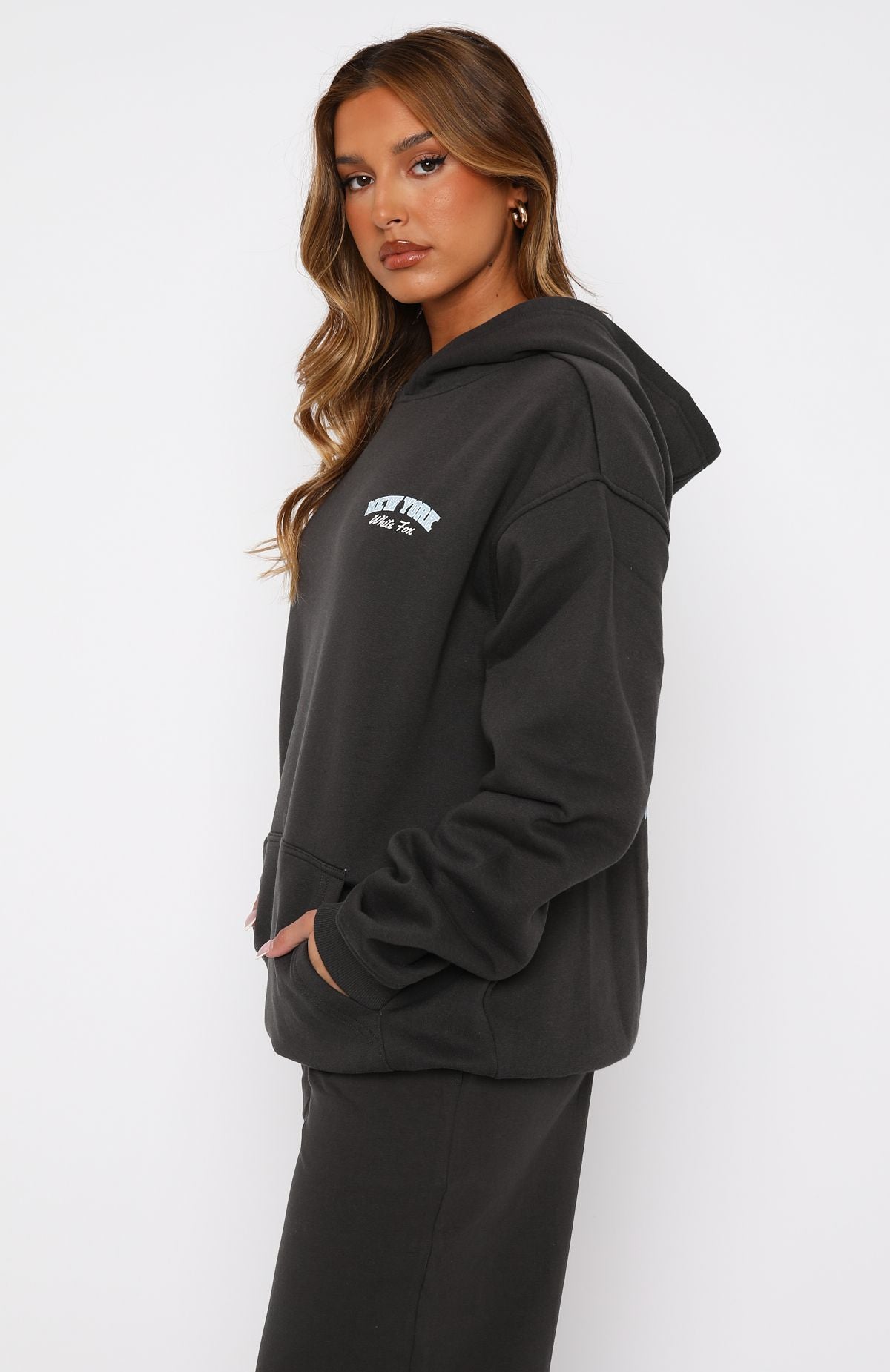 Premium Team New York Oversized Hoodie - Ultimate Comfort in Charcoal