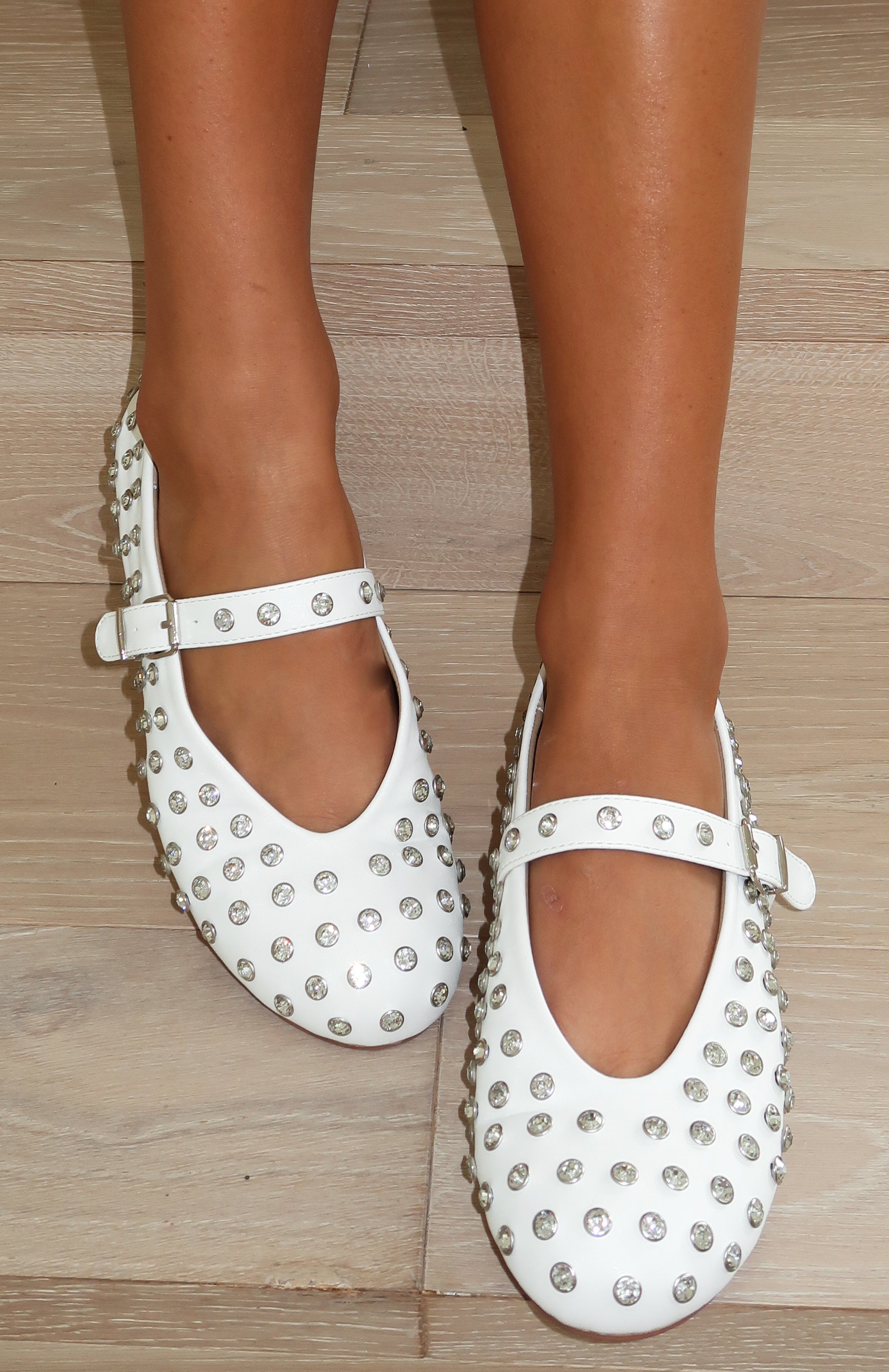 Ultimate Elegance Ballet Flats - White