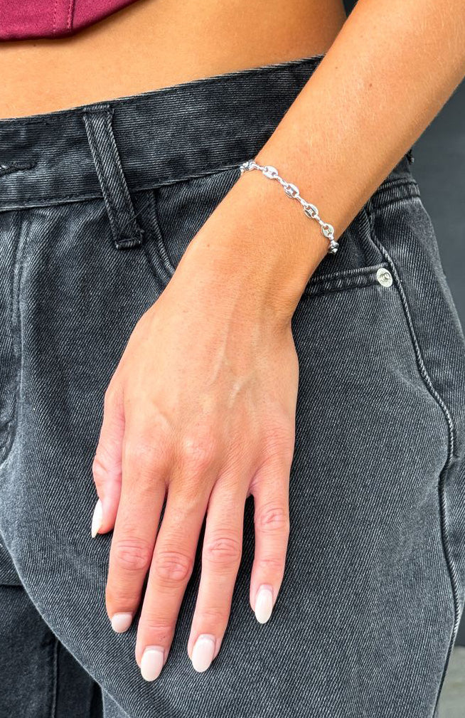 Premium Gordana Silver Bracelet - Ultimate Summer Accessory