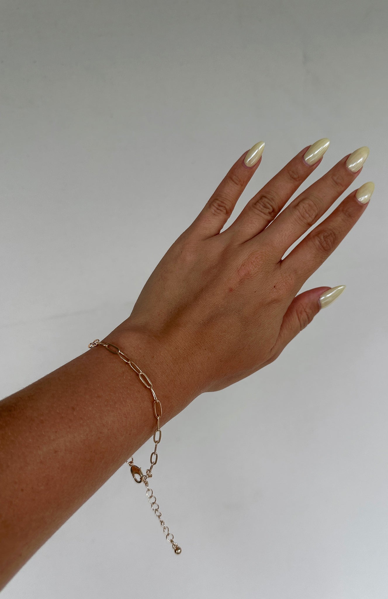 Premium Aklina Gold Bracelet - Ultimate Party Essential