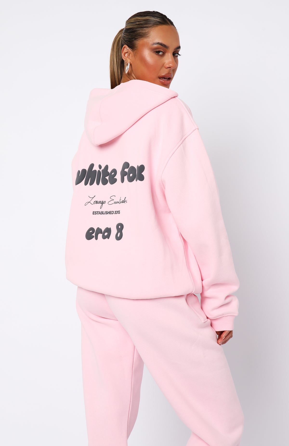 Ultimate Era 8 Oversized Hoodie - Marshmallow Comfort