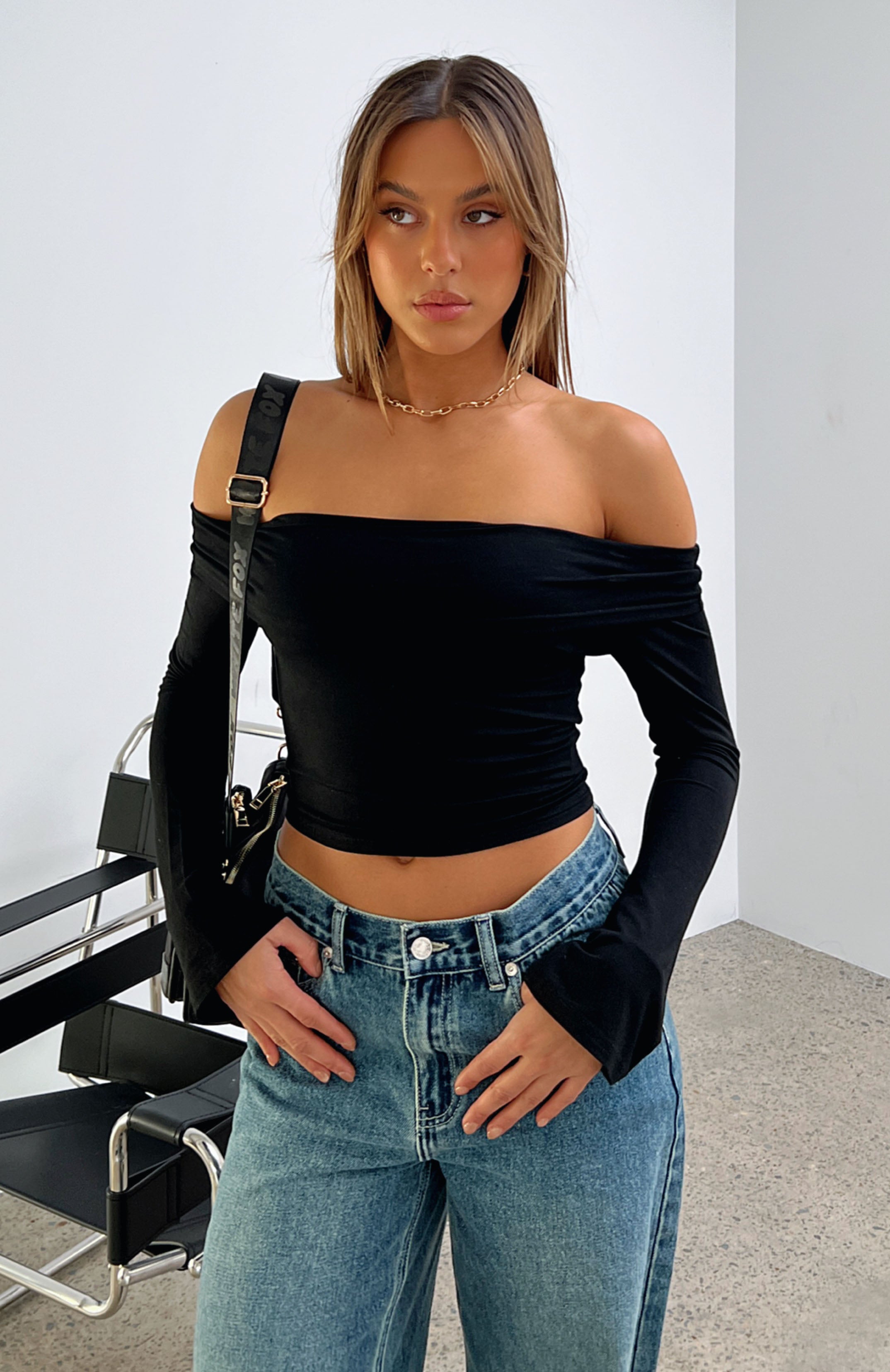 Premium Keep Saying Sorry Off-Shoulder Long Sleeve Top - Black