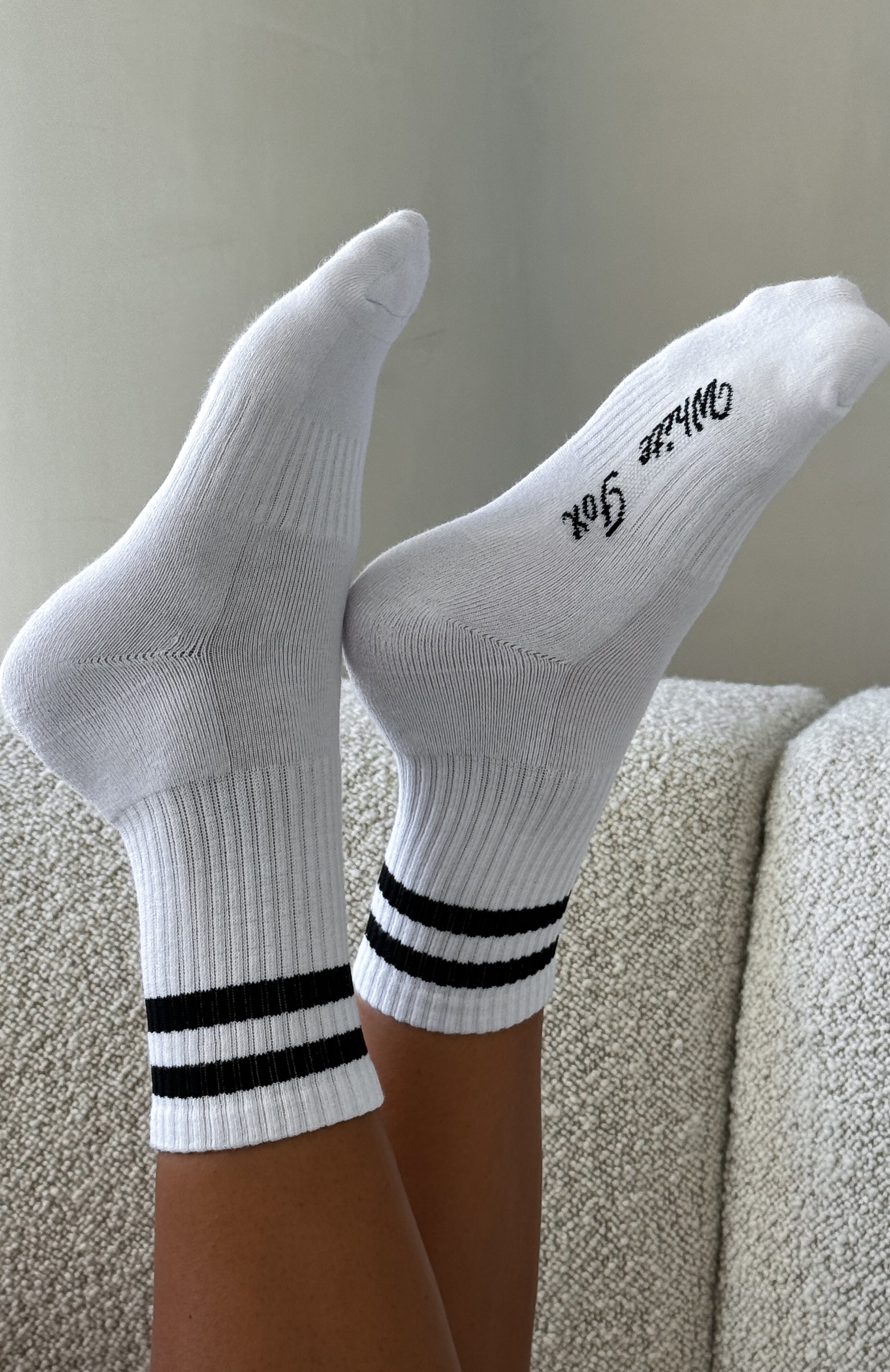 Premium Grounded Crew Socks - White/Black