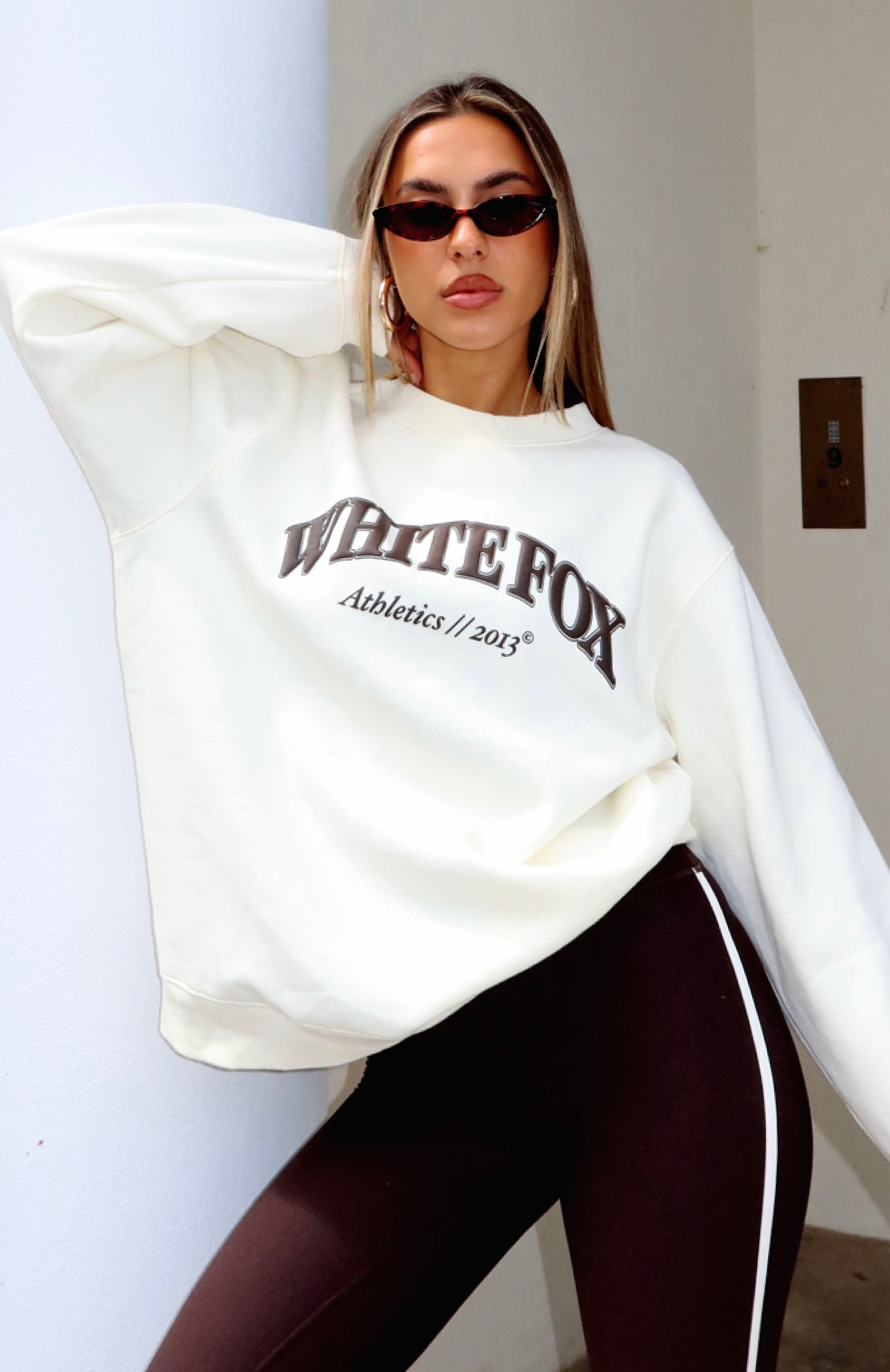 Premium Athletics Era Oversized Sweater in Buttercream - Ultimate Winter Comfort