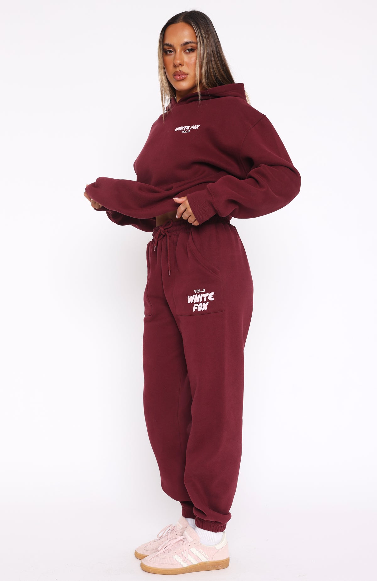 Premium Offstage Sweatpants - Red Velvet Edition