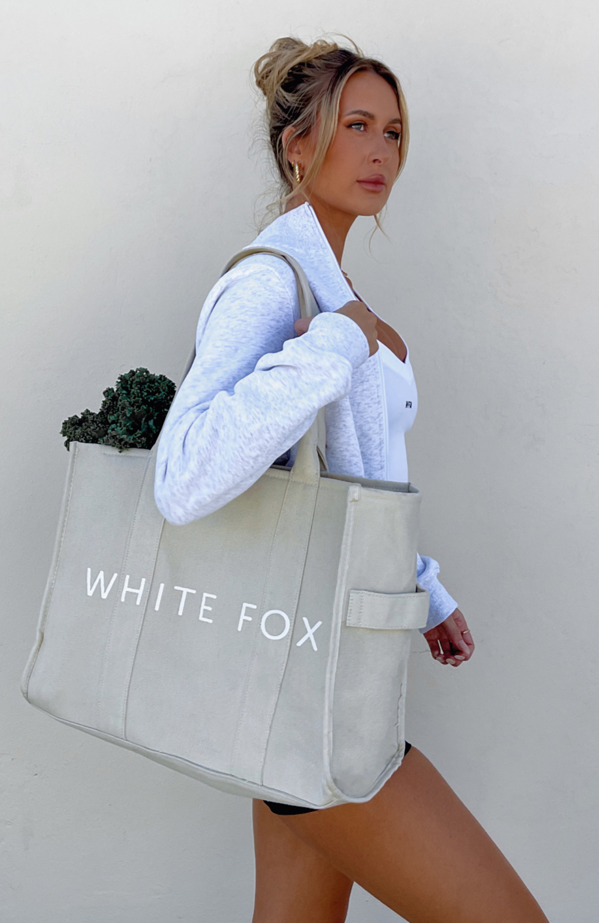 Premium White Fox Beige Tote Bag - Ultimate Style Upgrade