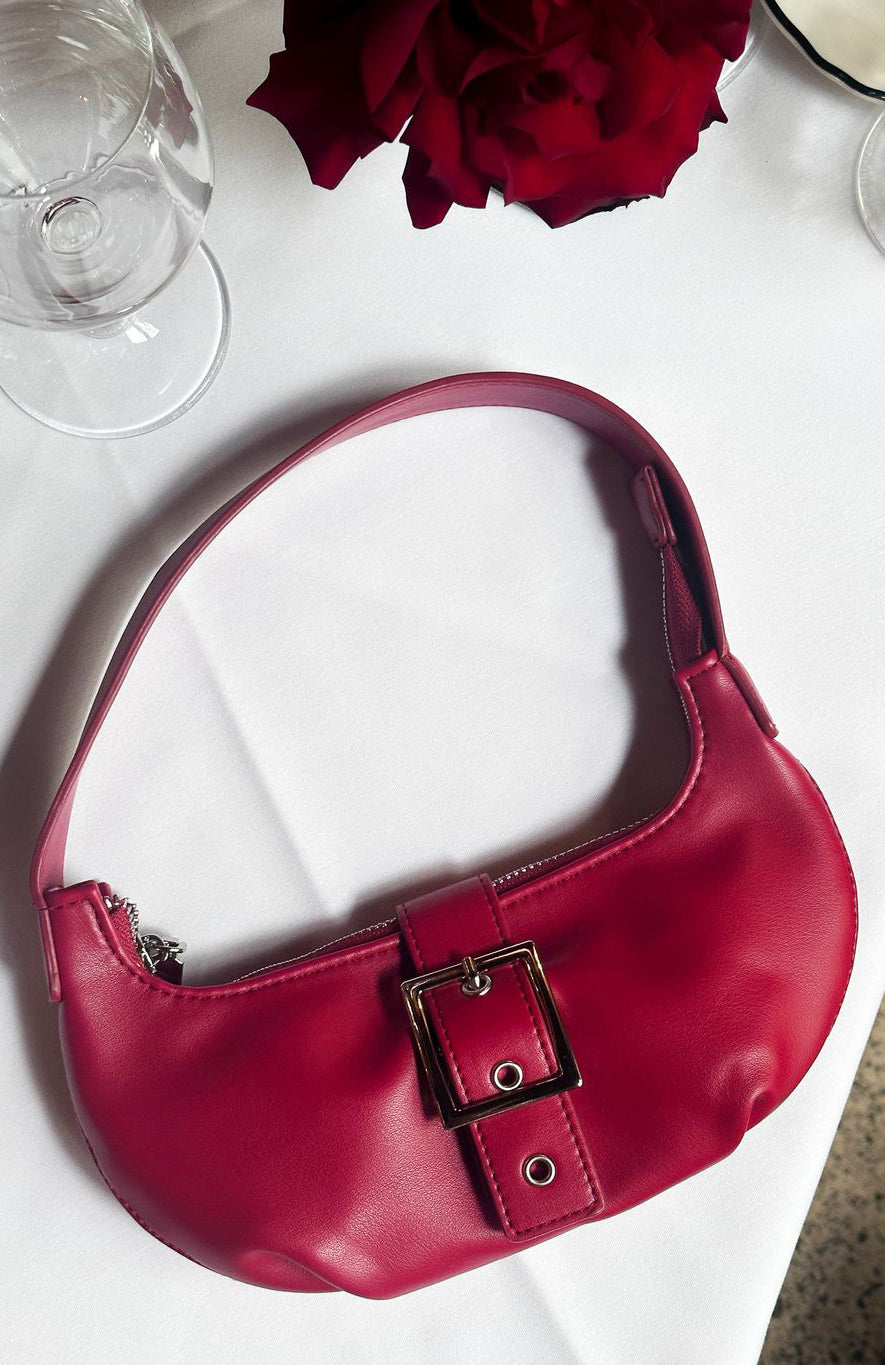 Premium Harvey Shoulder Bag in Cherry Red - Ultimate Style Upgrade