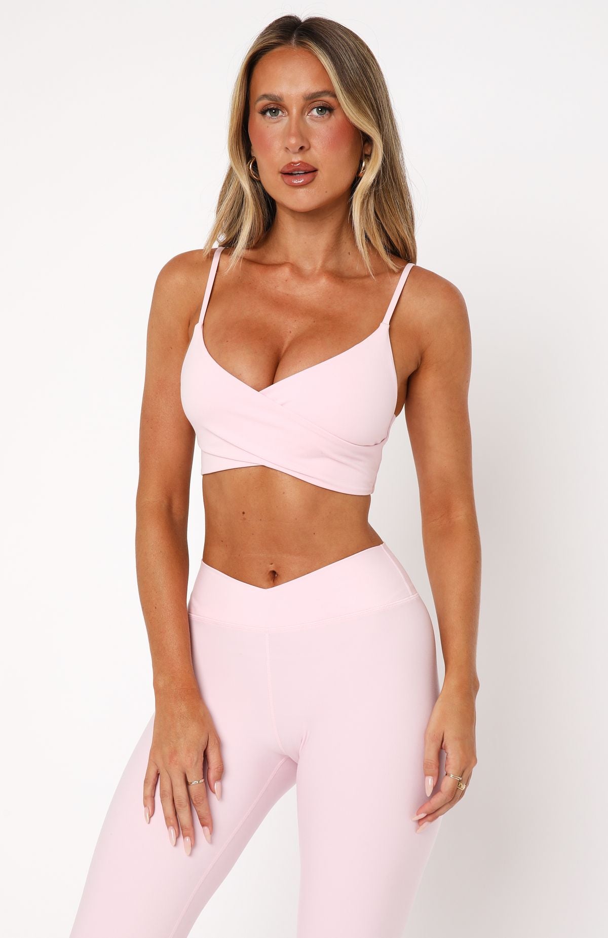 Ultimate Energy Surge Sports Bra - Ballet Pink