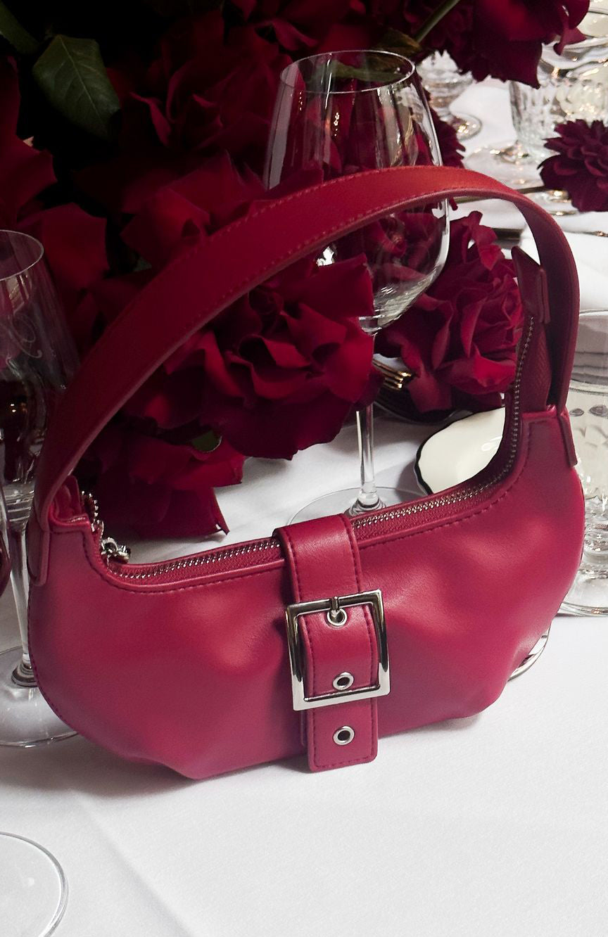 Premium Harvey Shoulder Bag in Cherry Red - Ultimate Style Upgrade