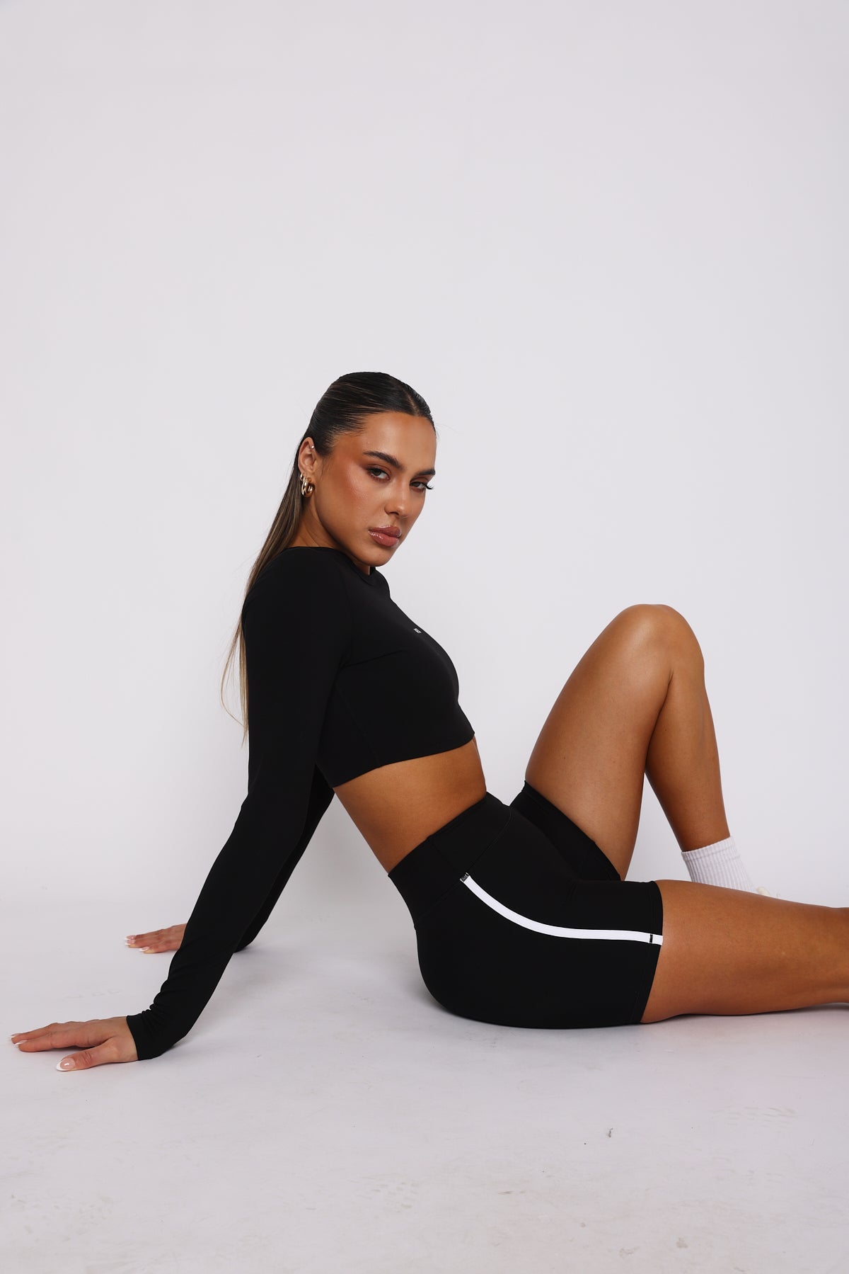 Premium Bootcamp Long Sleeve Crop - Ultimate Black