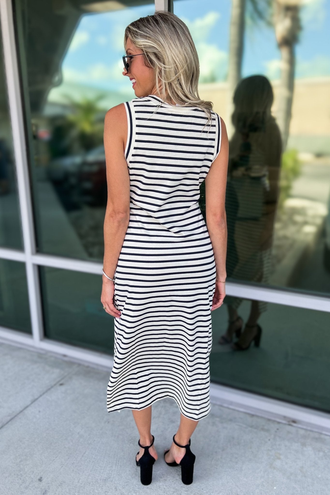 Premium Striped Midi Dress in Navy - Effortless Elegance