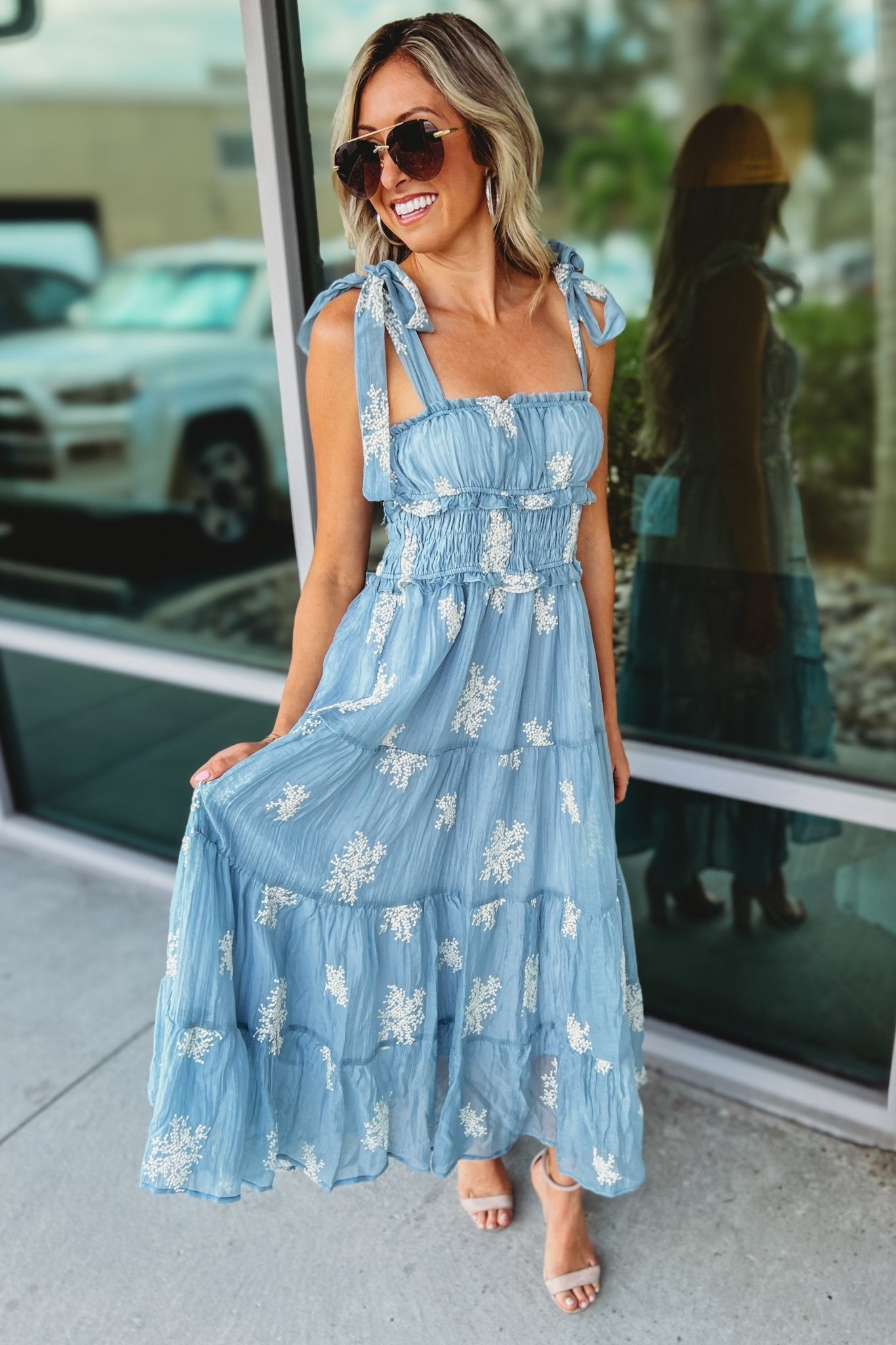 Ultimate Willow Breeze Maxi Dress – Floral Romance