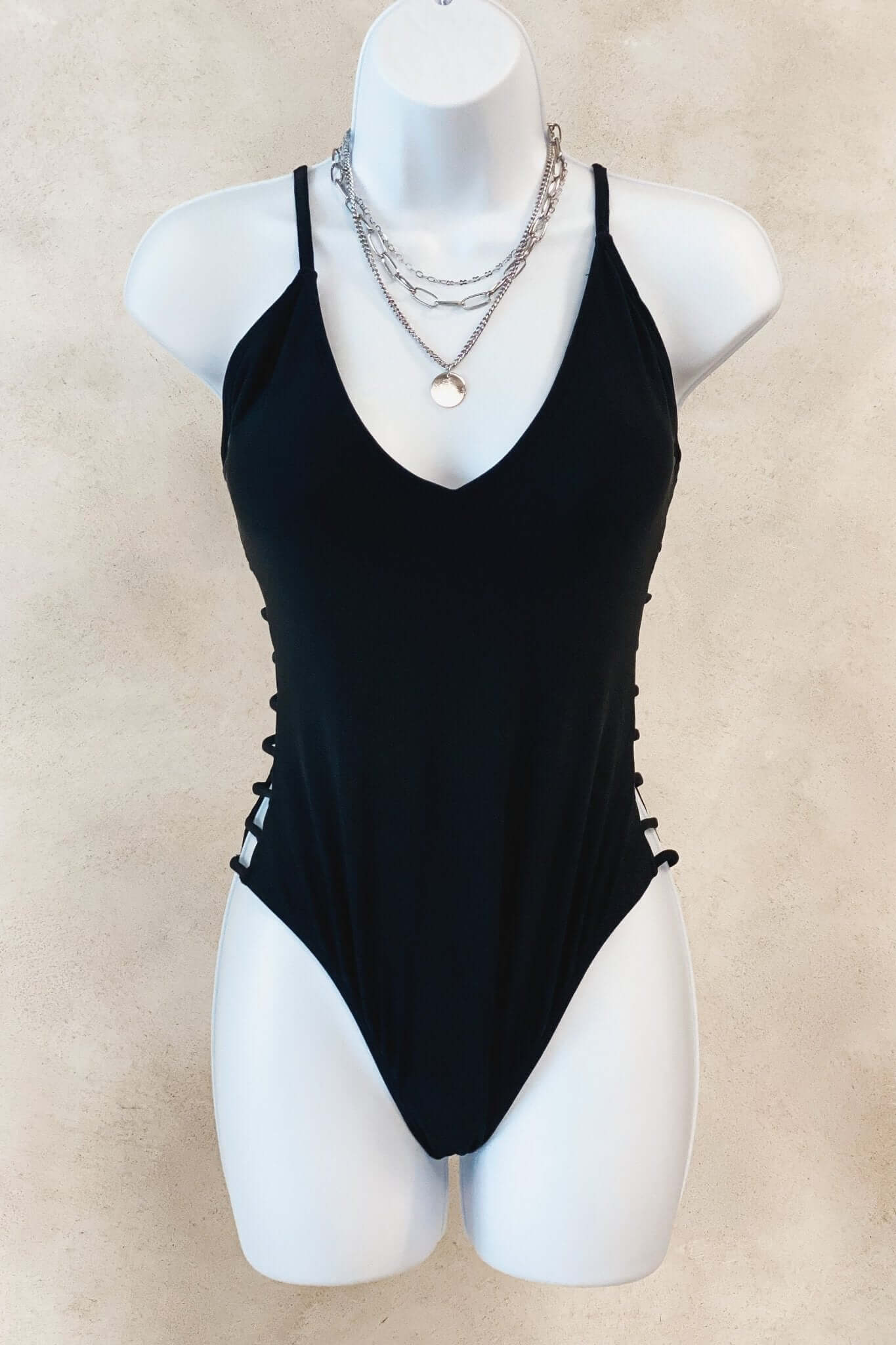 Premium Oahu Side Cutout One-Piece Swimsuit - 3 Stylish Colors