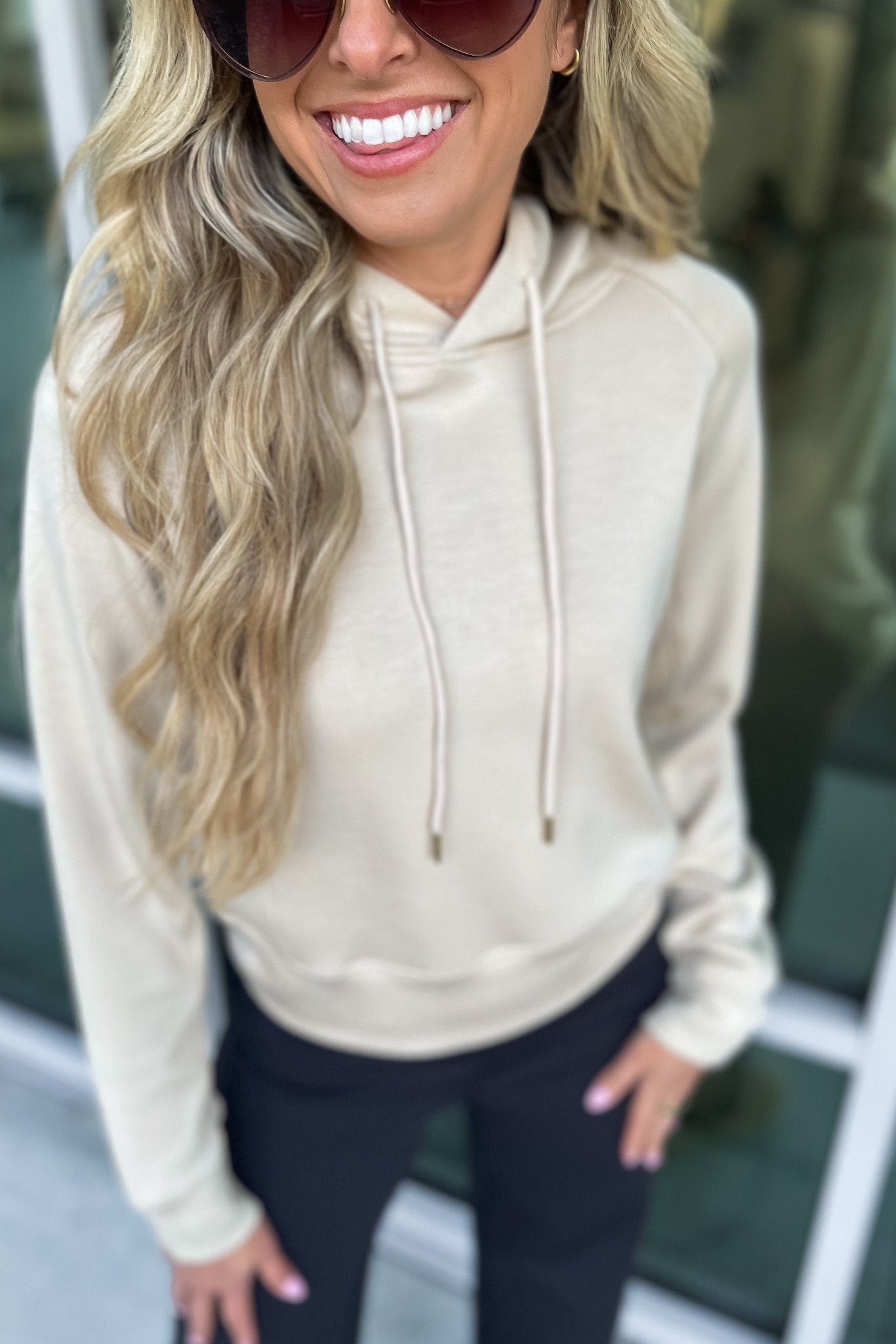 Premium Cozy Luxe Cropped Hoodie - Ultimate Comfort & Style