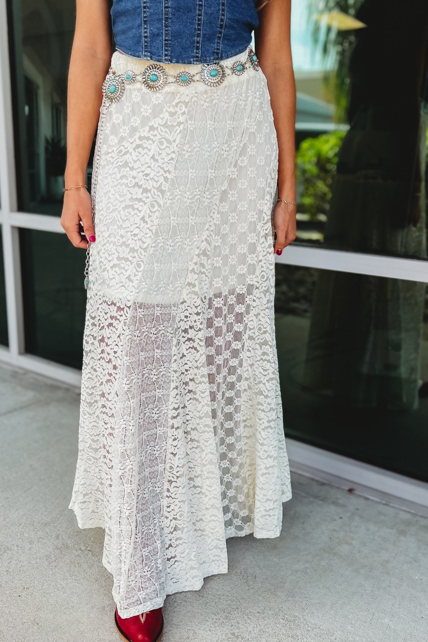 Ultimate Vibes Cream Lace Skirt - Premium Fit & Style