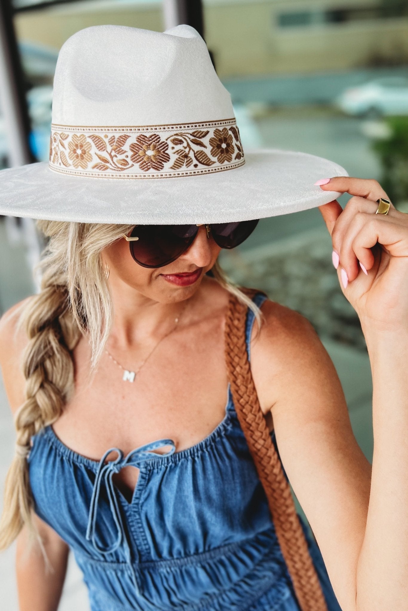 Premium Ivory Flower Ribbon Fedora Hat