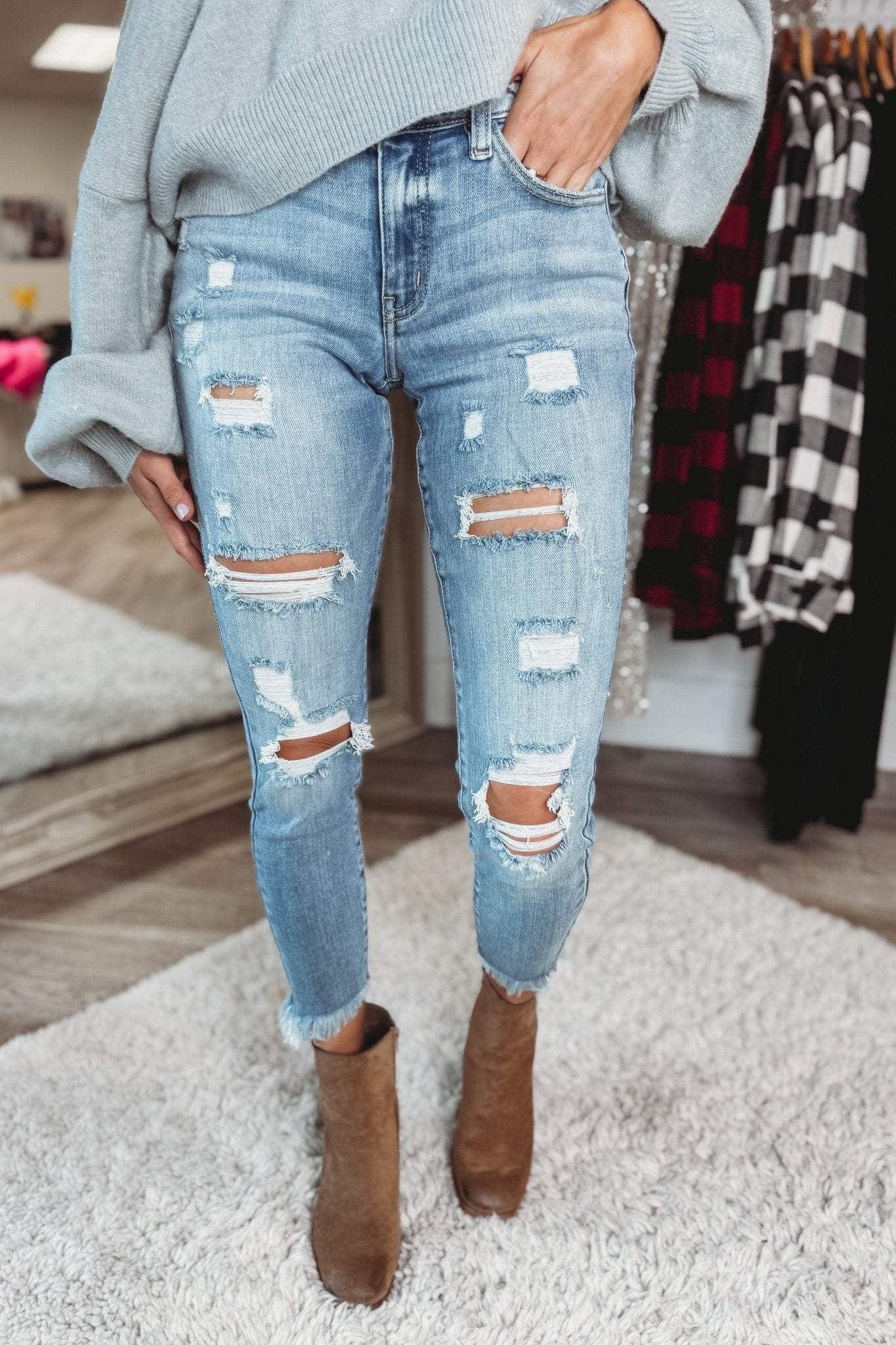 KANCAN Premium Cropped Skinny Jeans - Unfinished Business Sharkbite