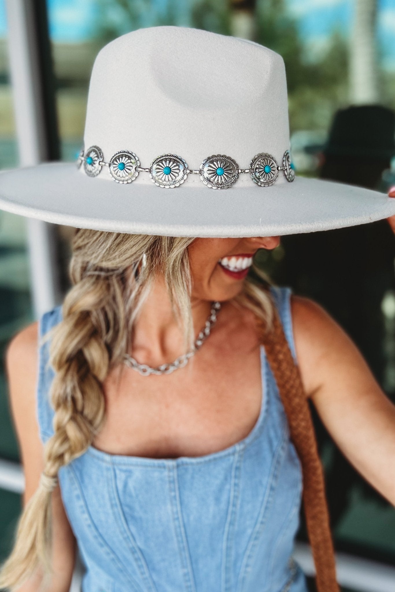 Premium Ivory Western Silver Concho Chain Hat