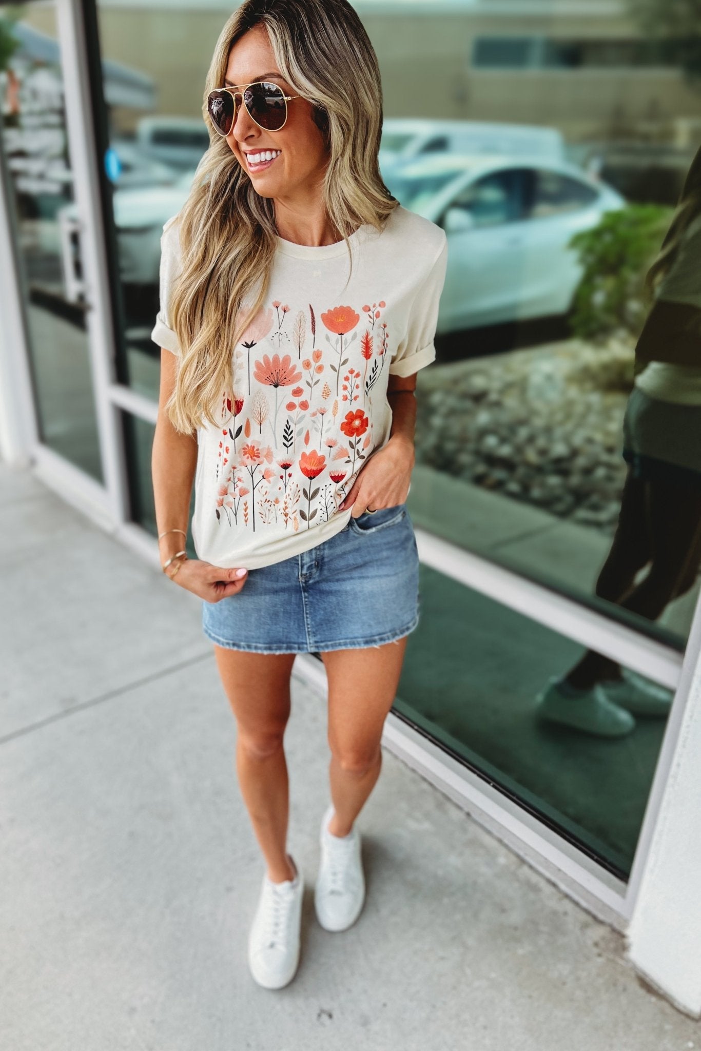 Premium Ivory Wildflower Spring Graphic Tee - Ultimate Style Upgrade